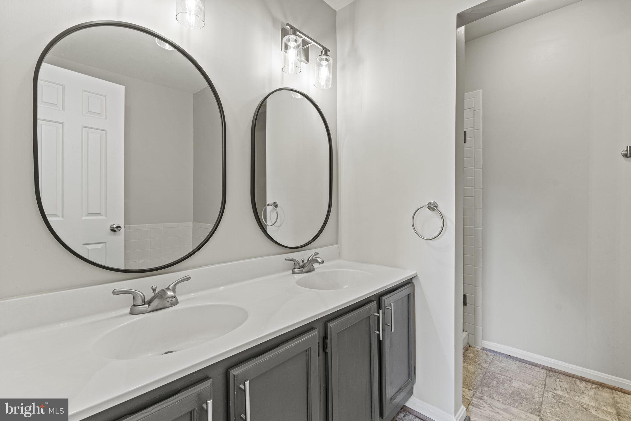 WOODLAND VILLAGE - Residential