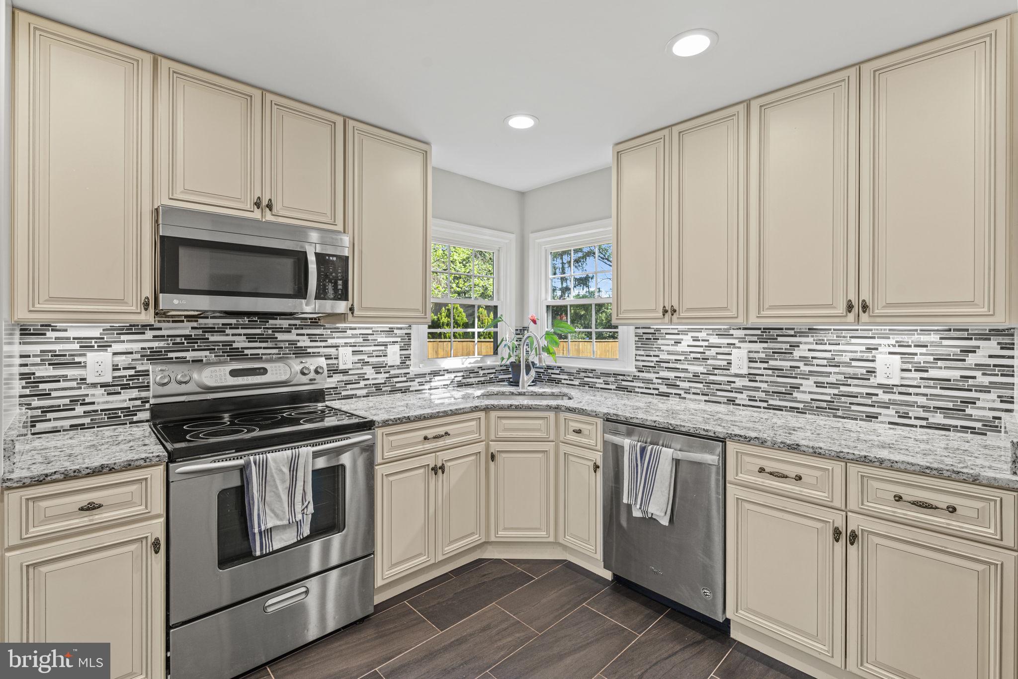 WOODLAND VILLAGE - Residential