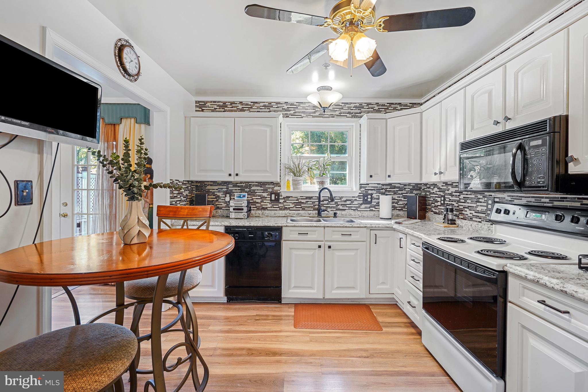 GOOD MEADOWS - Residential