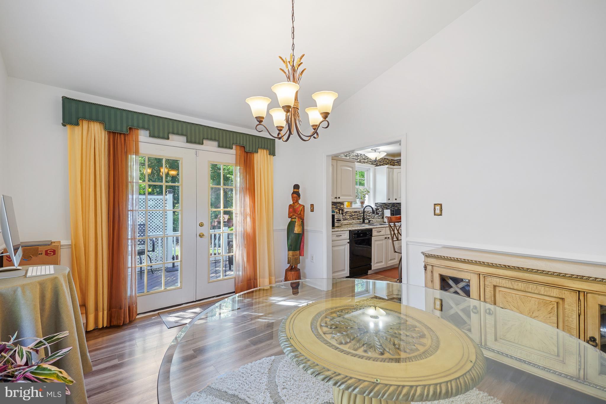 GOOD MEADOWS - Residential