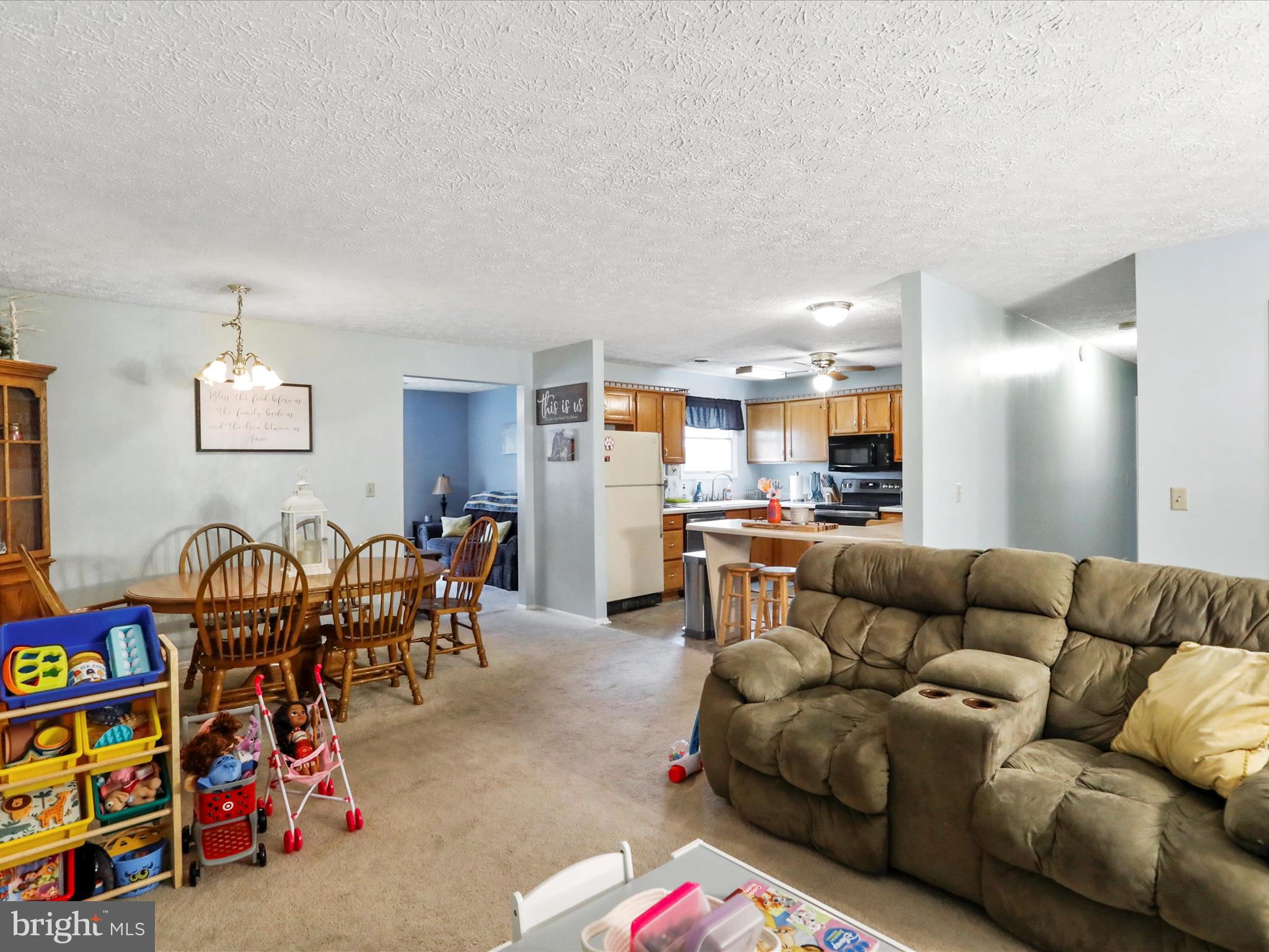 QUAIL VALLEY ESTATES - Residential