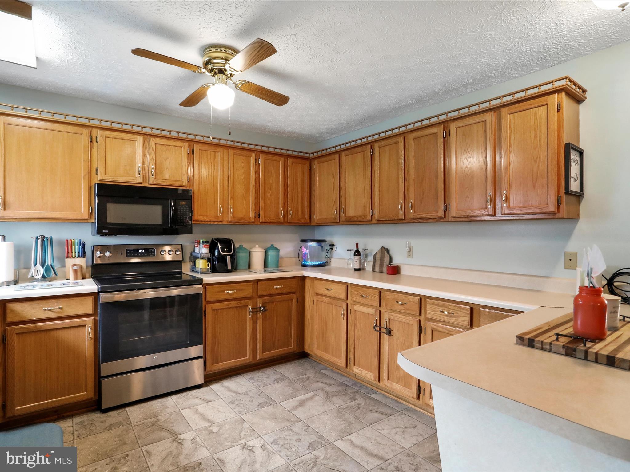 QUAIL VALLEY ESTATES - Residential