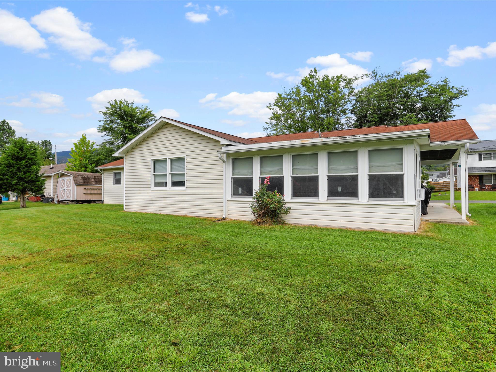 QUAIL VALLEY ESTATES - Residential