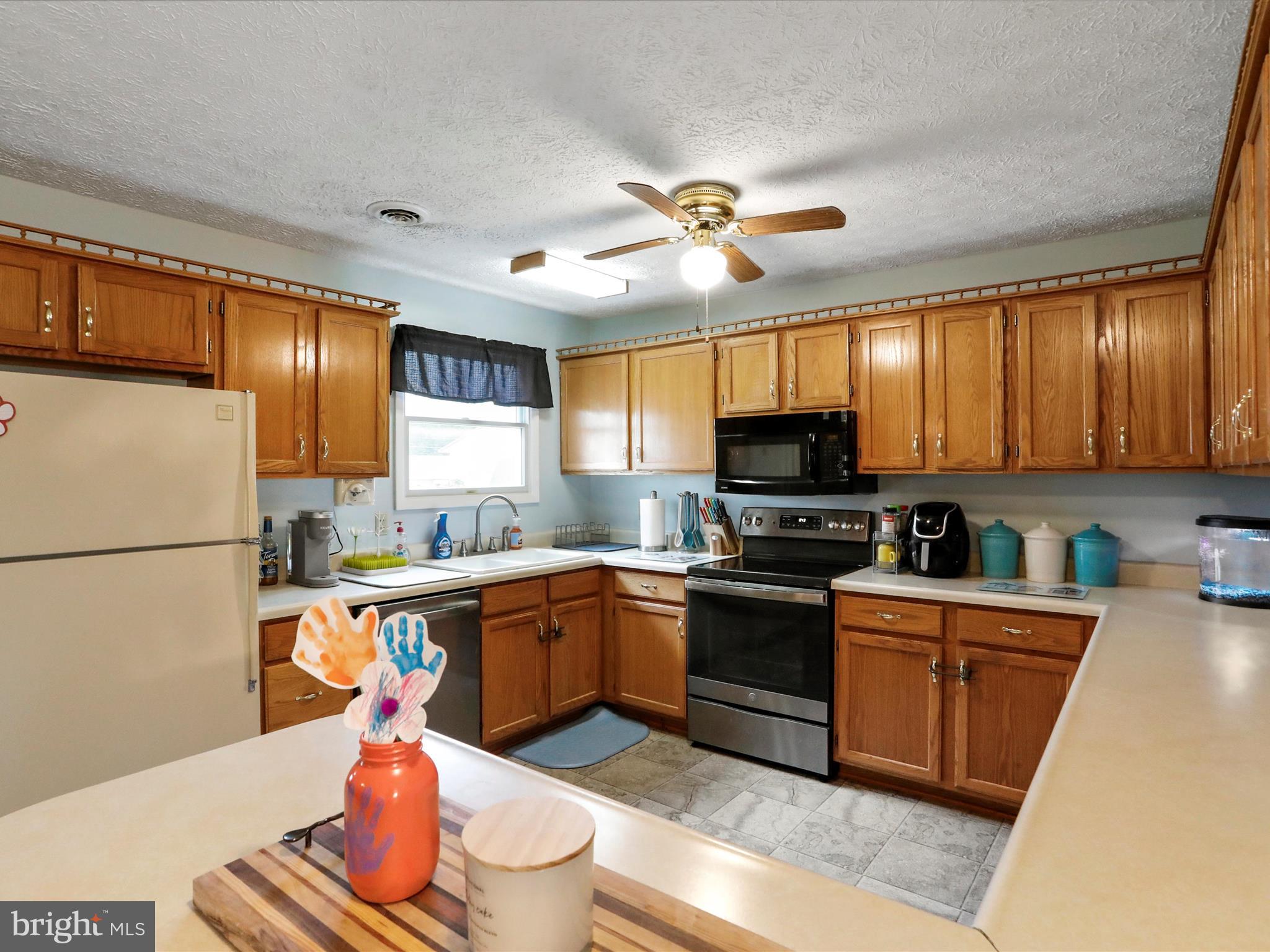 QUAIL VALLEY ESTATES - Residential