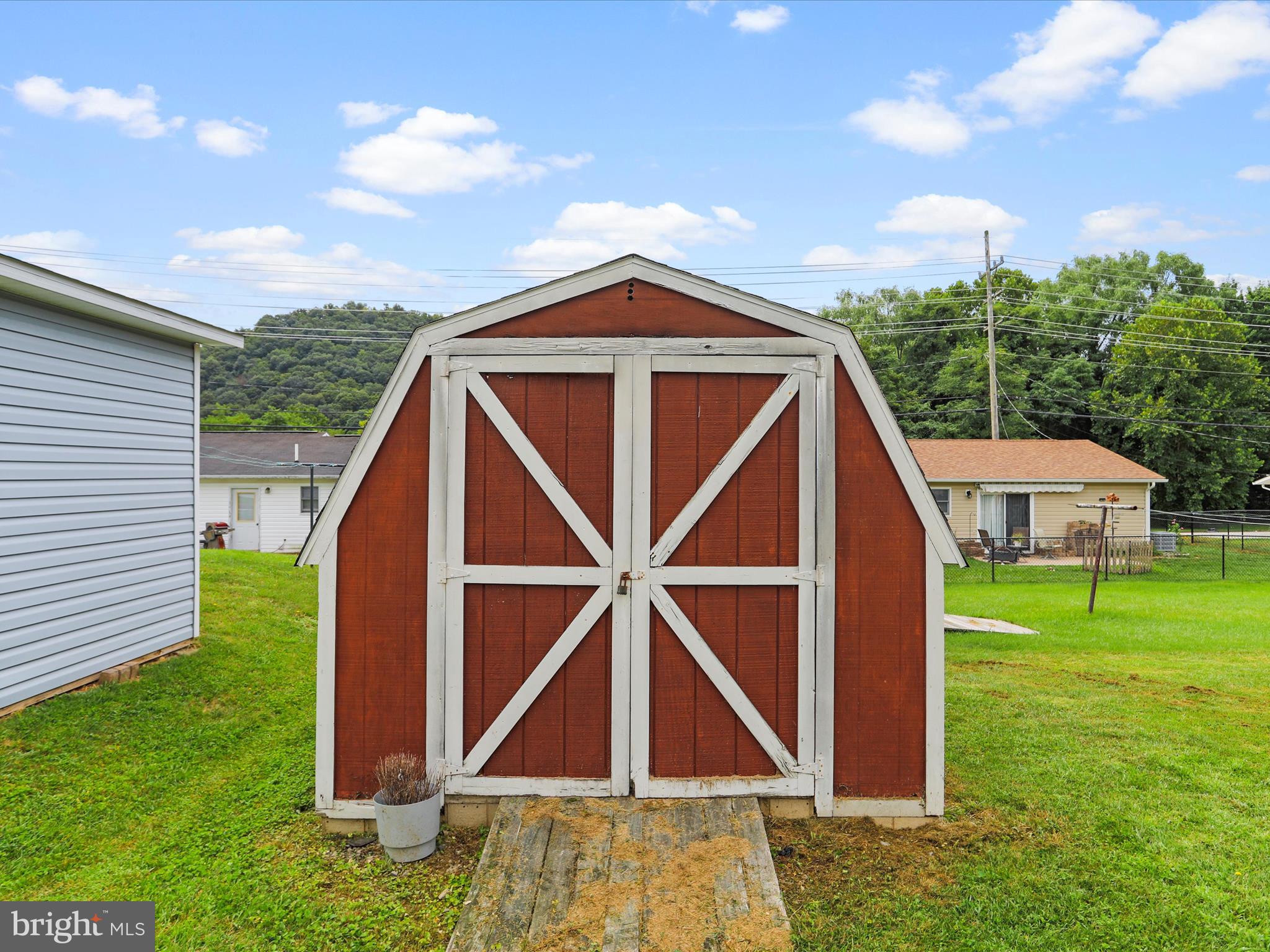 QUAIL VALLEY ESTATES - Residential