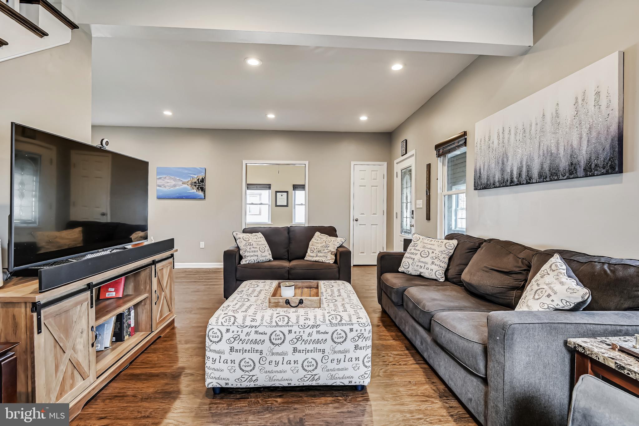 RIVIERA BEACH - Residential