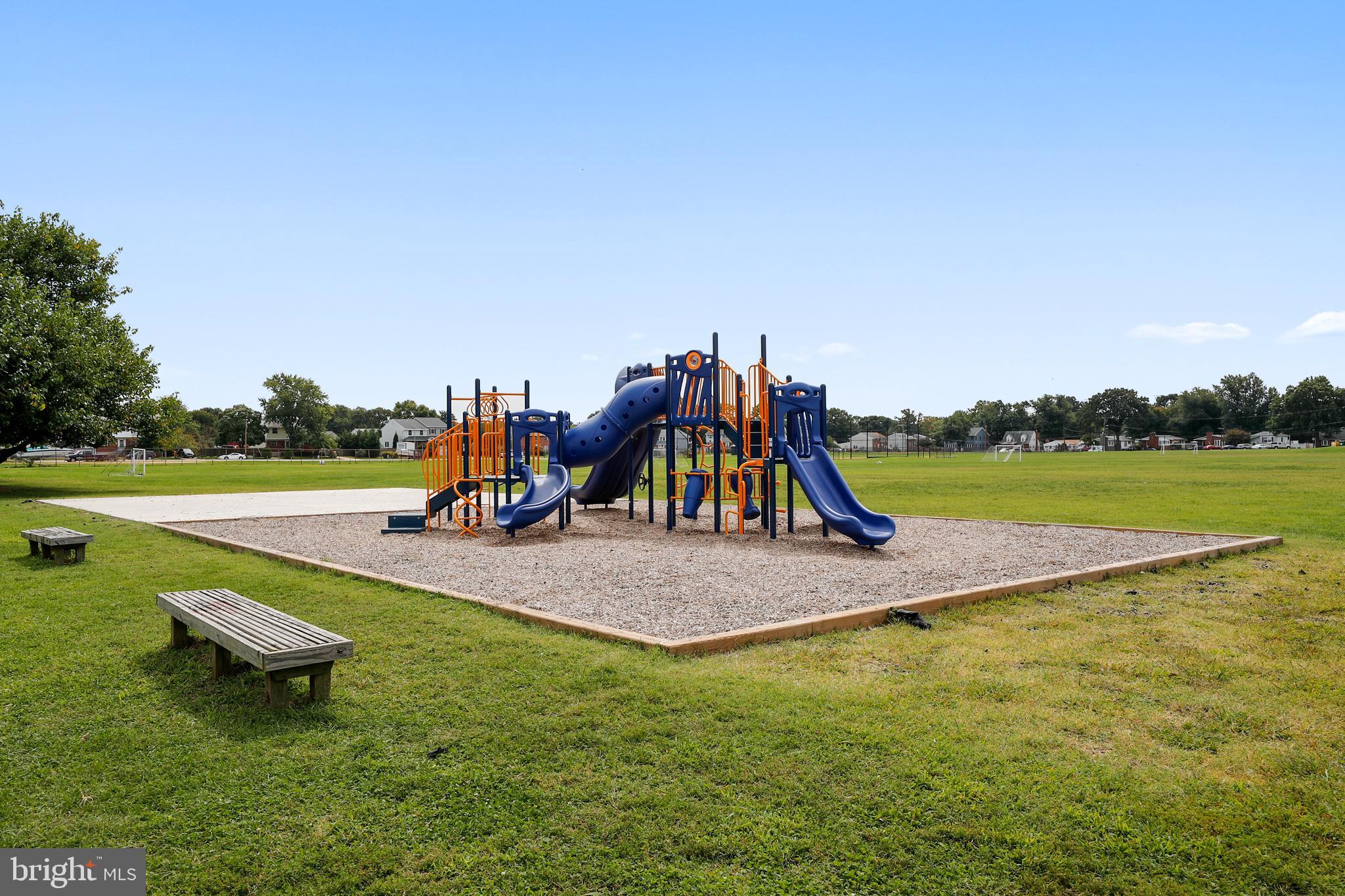 RIVIERA BEACH - Residential