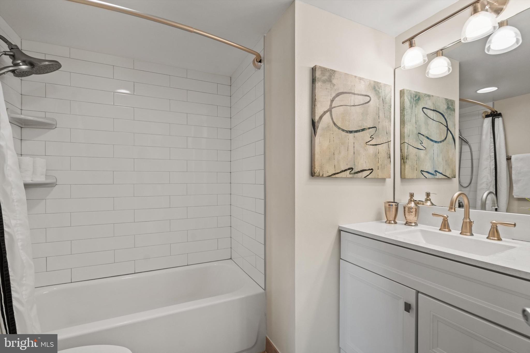 THE CHASE AT BETHESDA - Residential