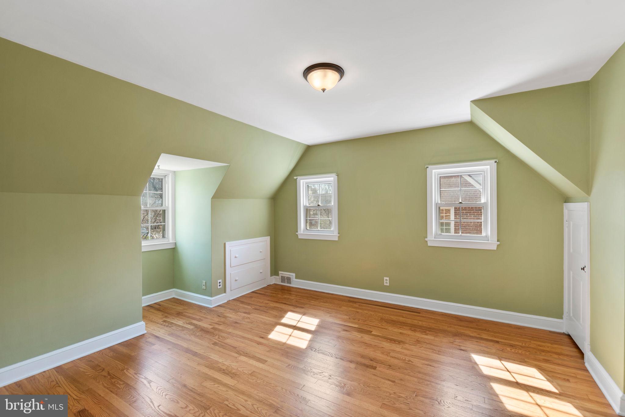 AURORA HILLS - Residential