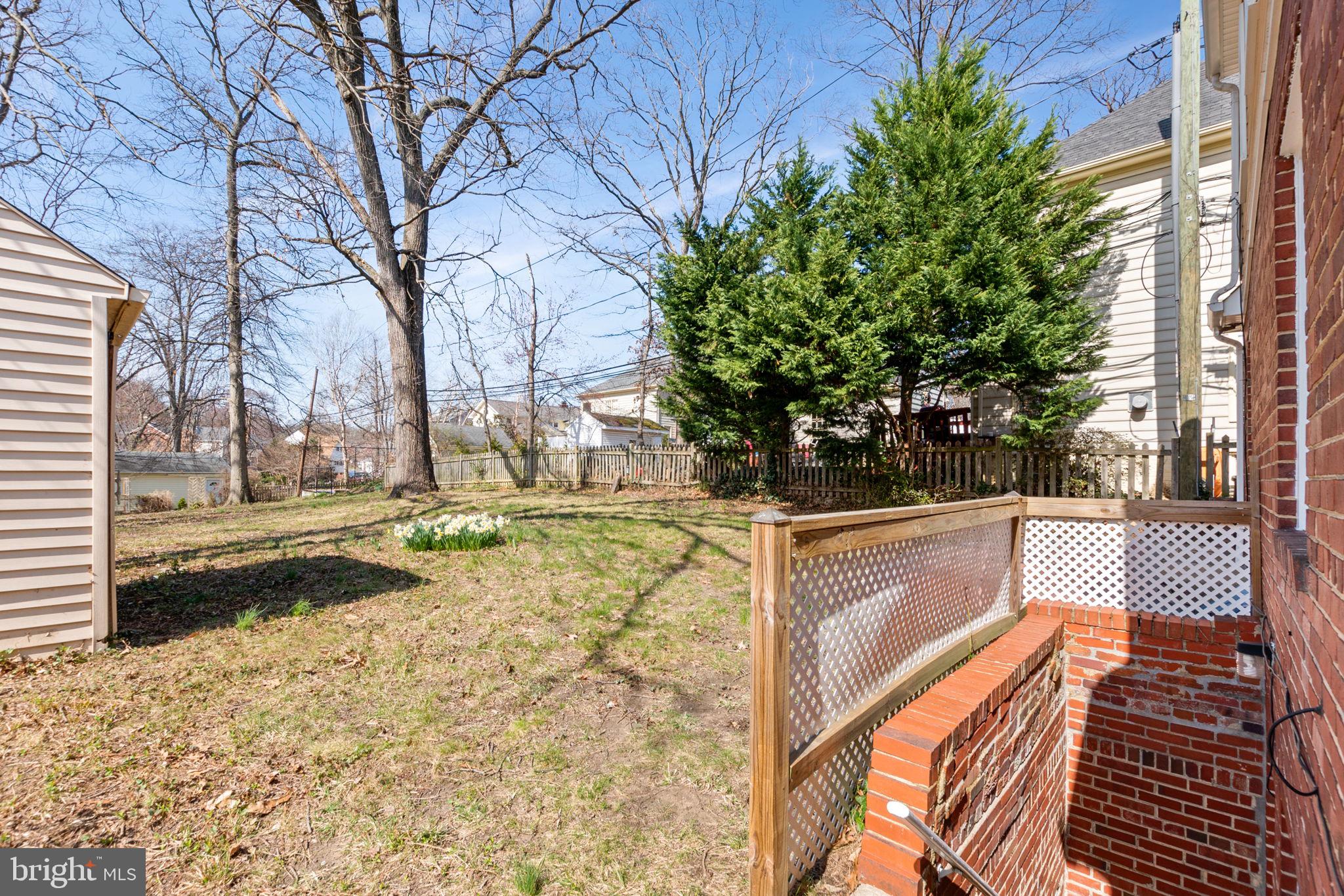 AURORA HILLS - Residential