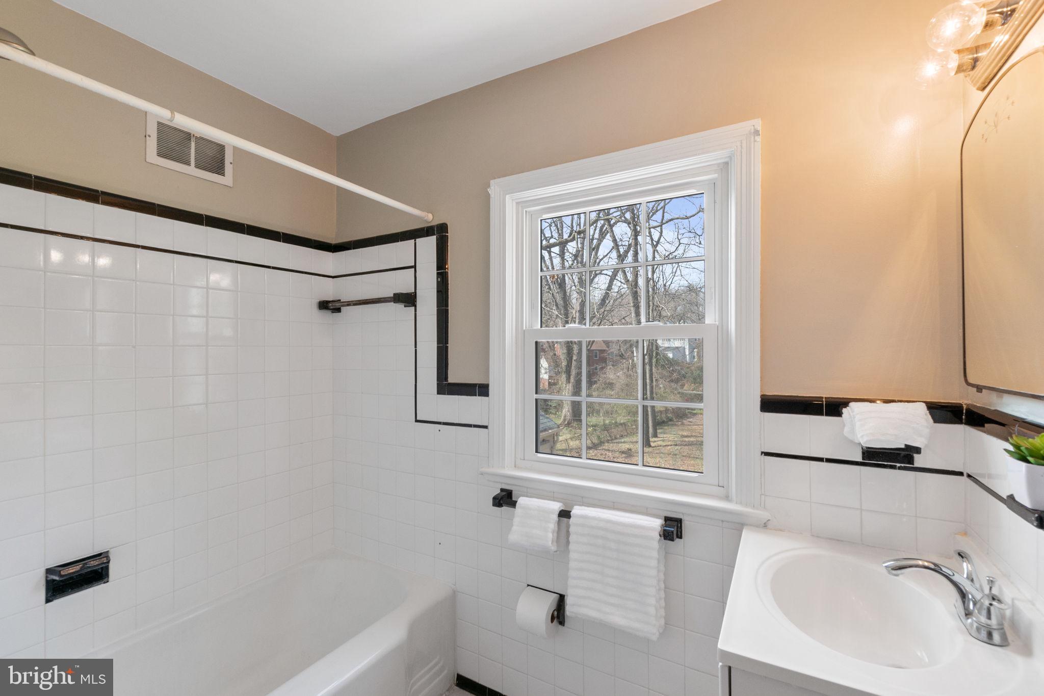 AURORA HILLS - Residential