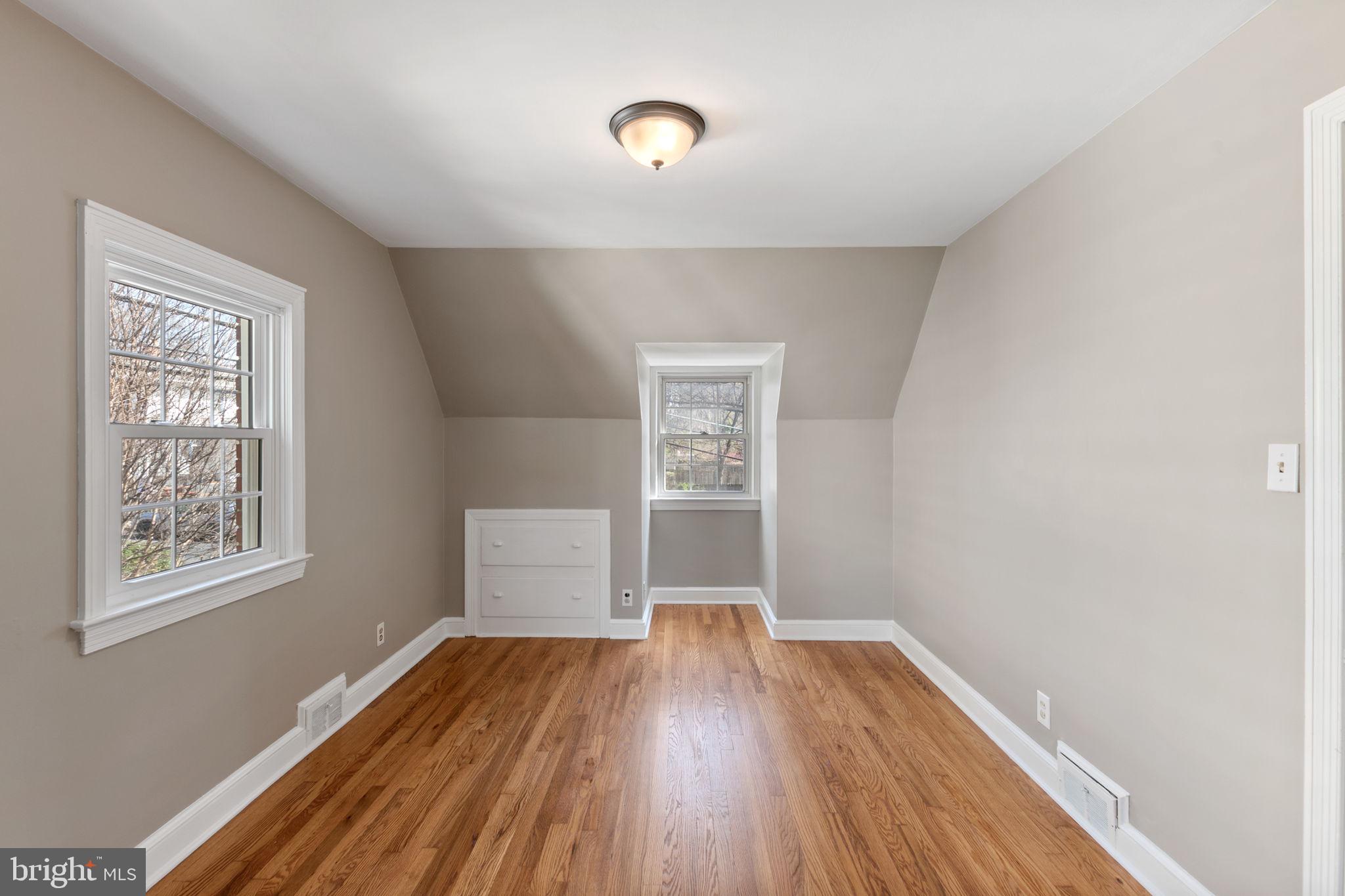 AURORA HILLS - Residential