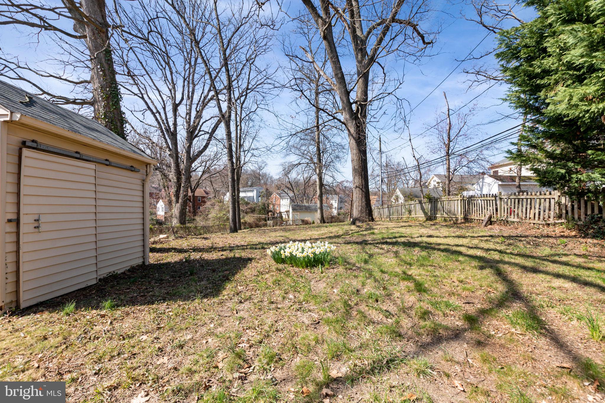 AURORA HILLS - Residential