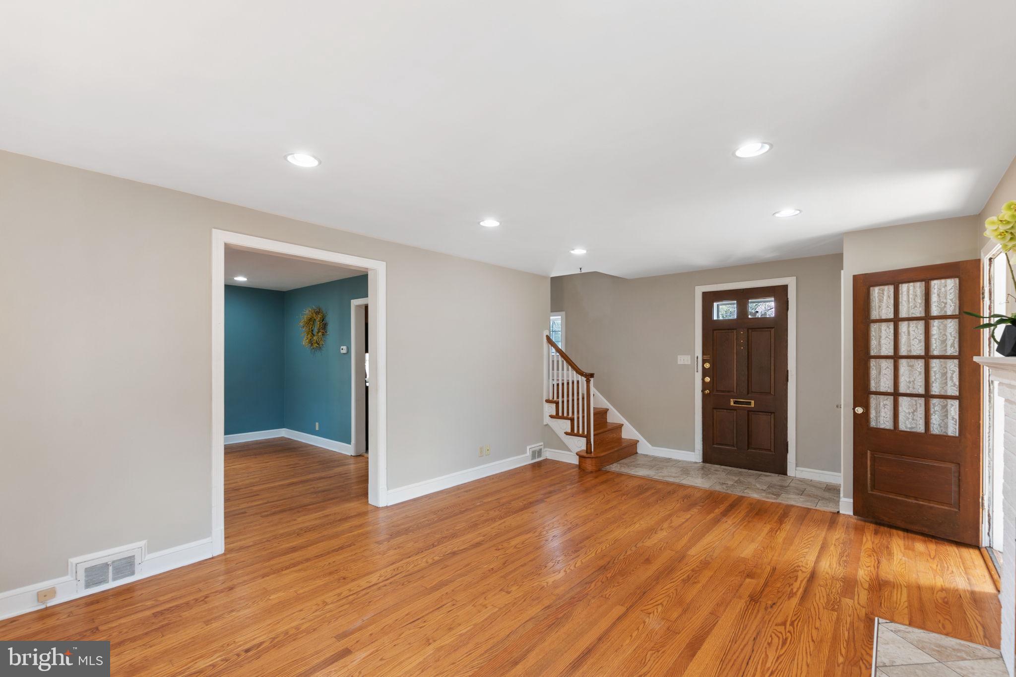 AURORA HILLS - Residential