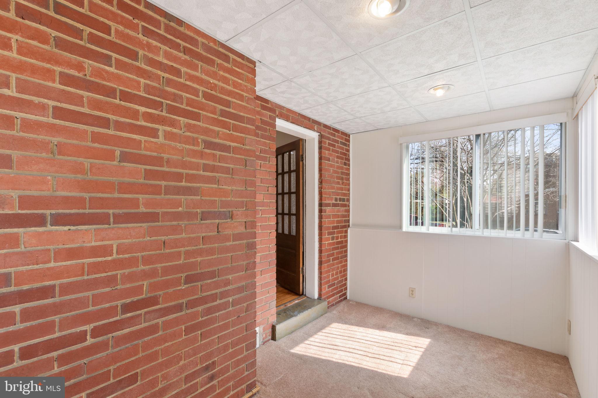 AURORA HILLS - Residential