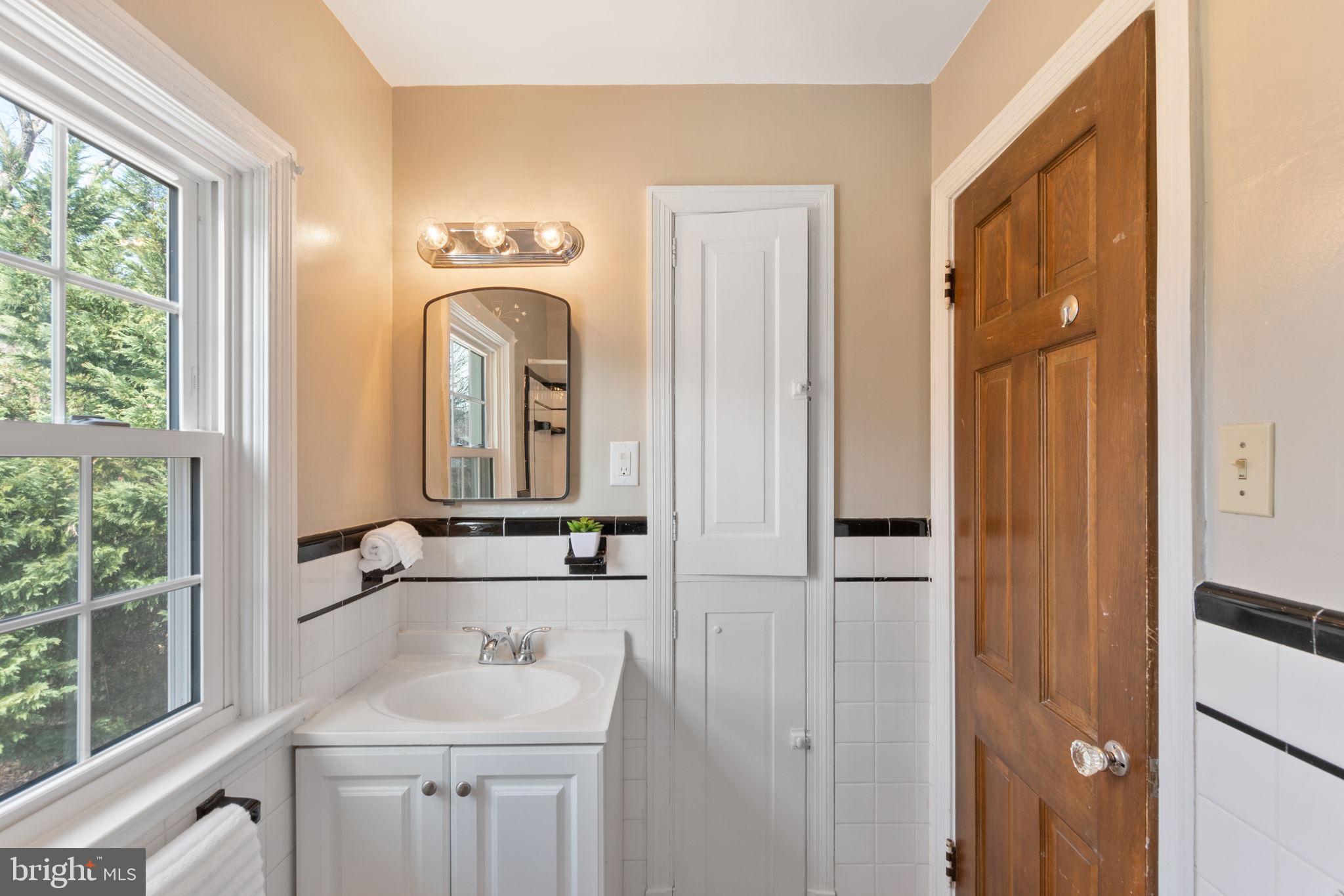 AURORA HILLS - Residential