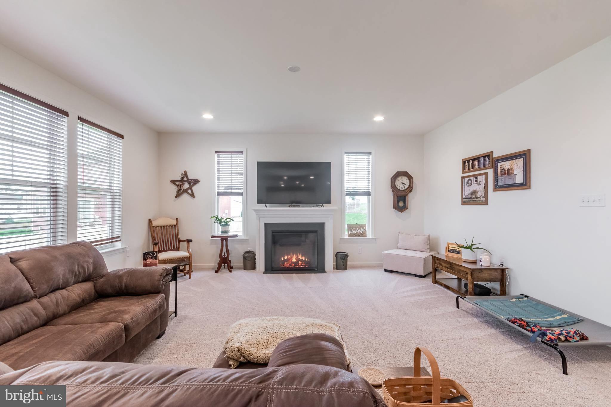 SPRINGDALE FARM - Residential