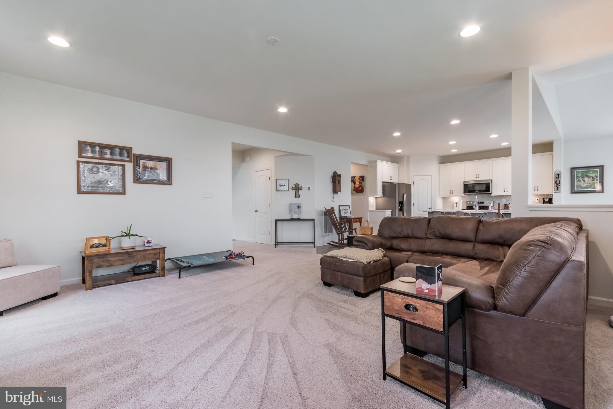 SPRINGDALE FARM - Residential