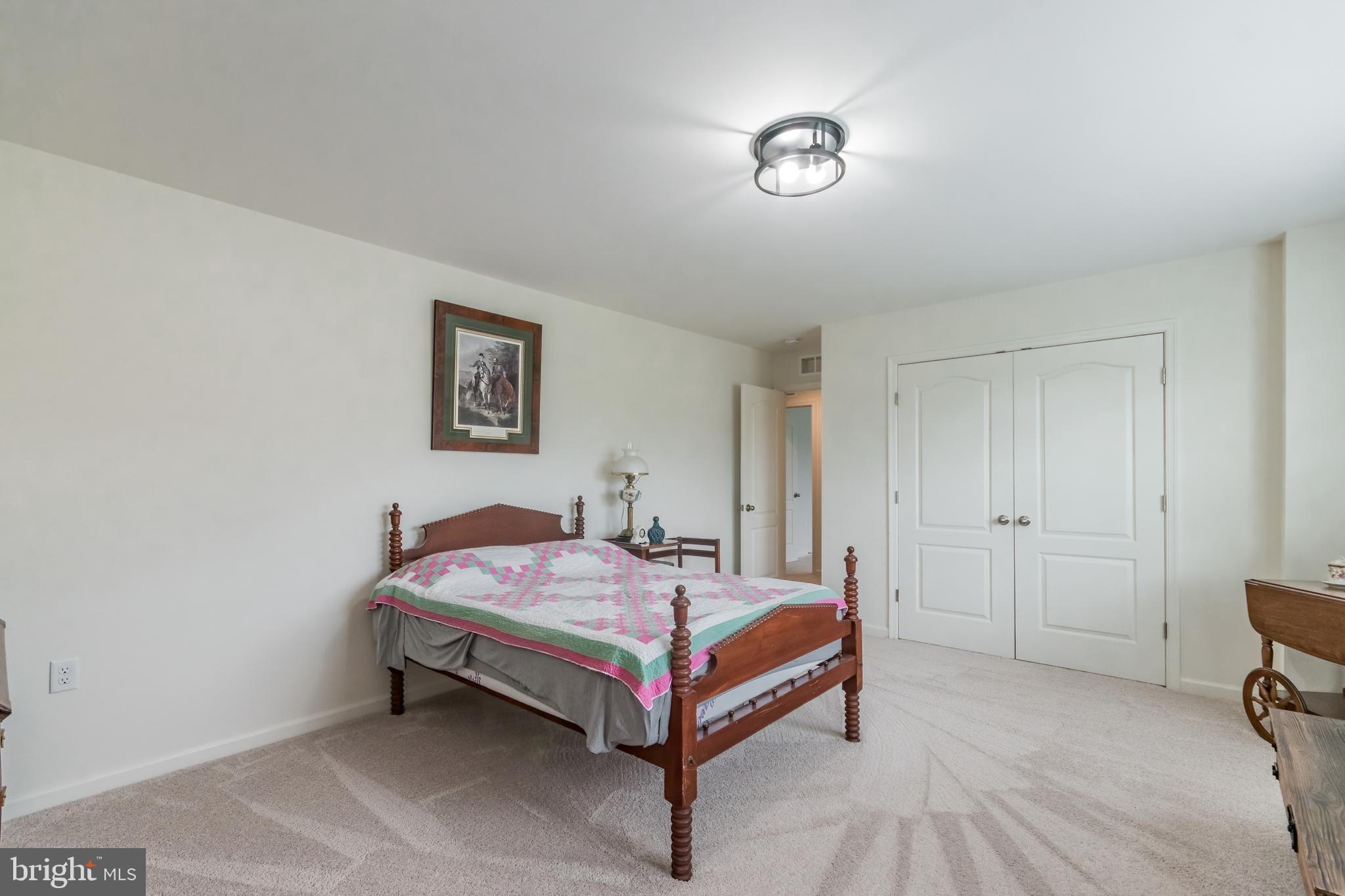 SPRINGDALE FARM - Residential