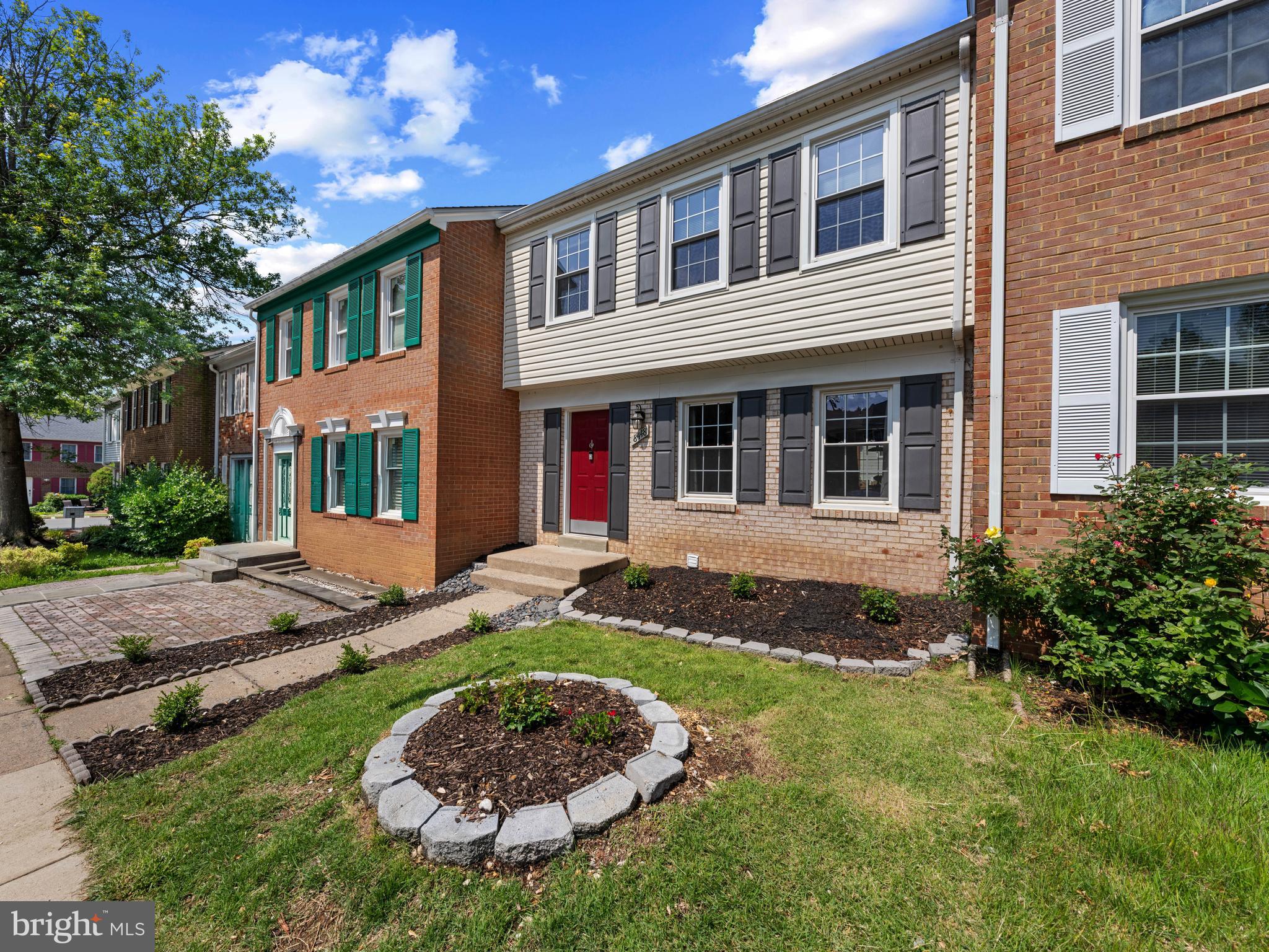 8448 KITCHENER DRIVE