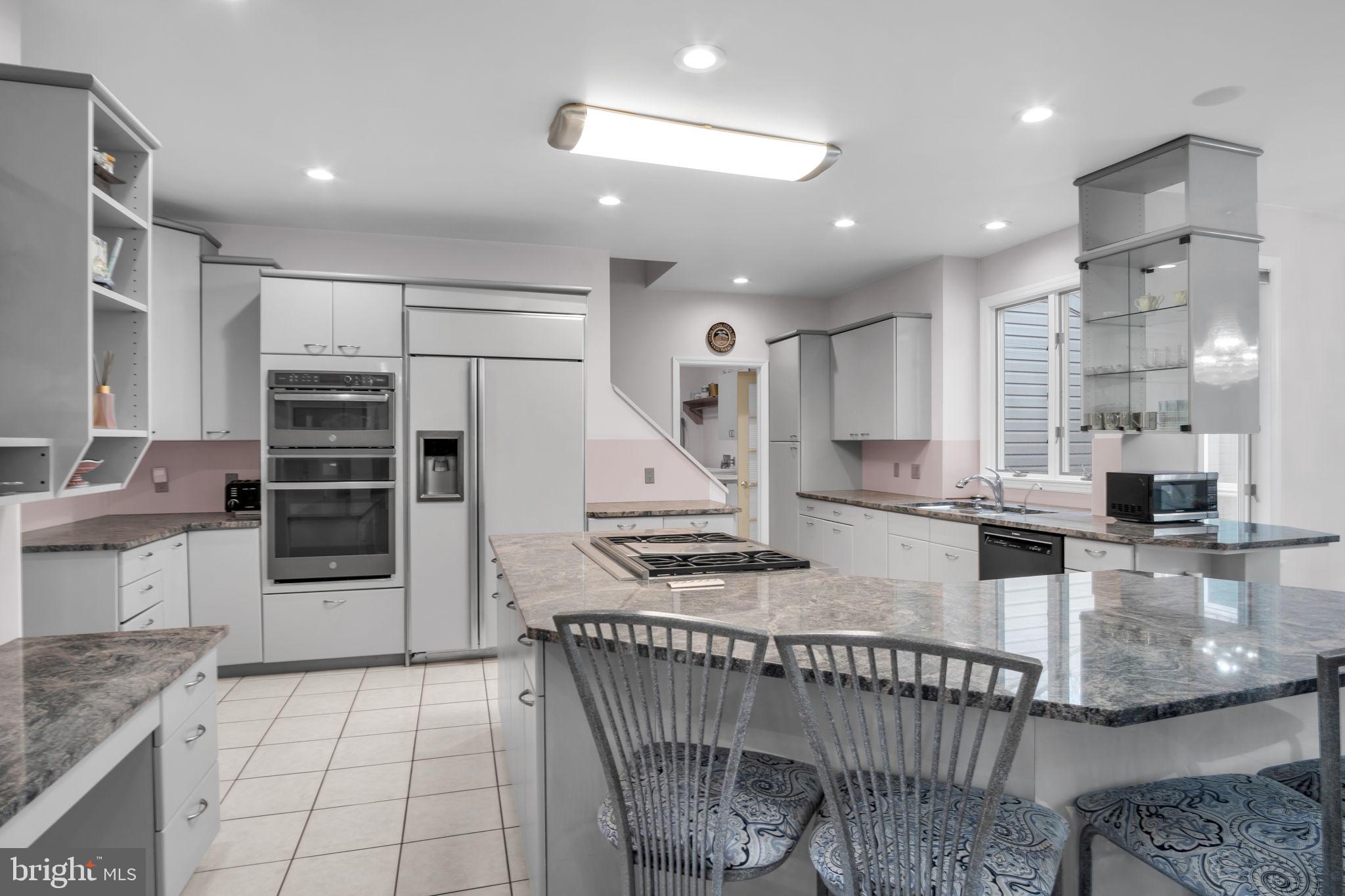 PINEHURST - Residential