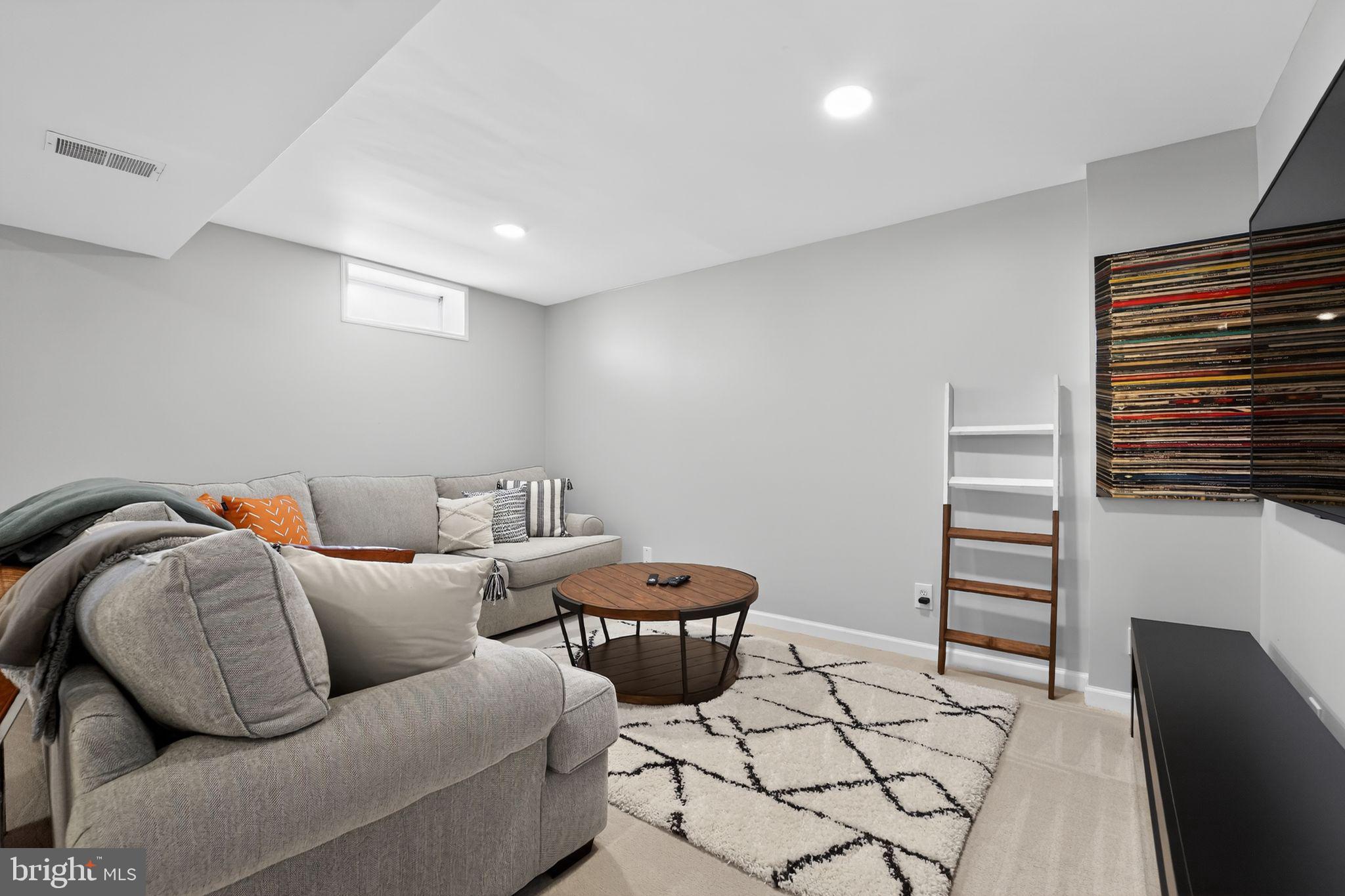 MILL CREEK SOUTH - Residential