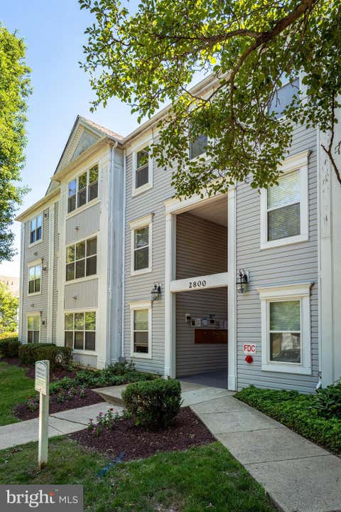 Condo For Sale - 2800 Clear Shot Drive #9-35<br/> SILVER SPRING, MD 20906