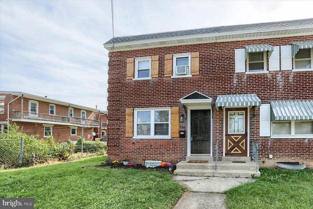 Photo of 816 LAFAYETTE ST, LANCASTER, PA 17603 (MLS # PALA2041198)