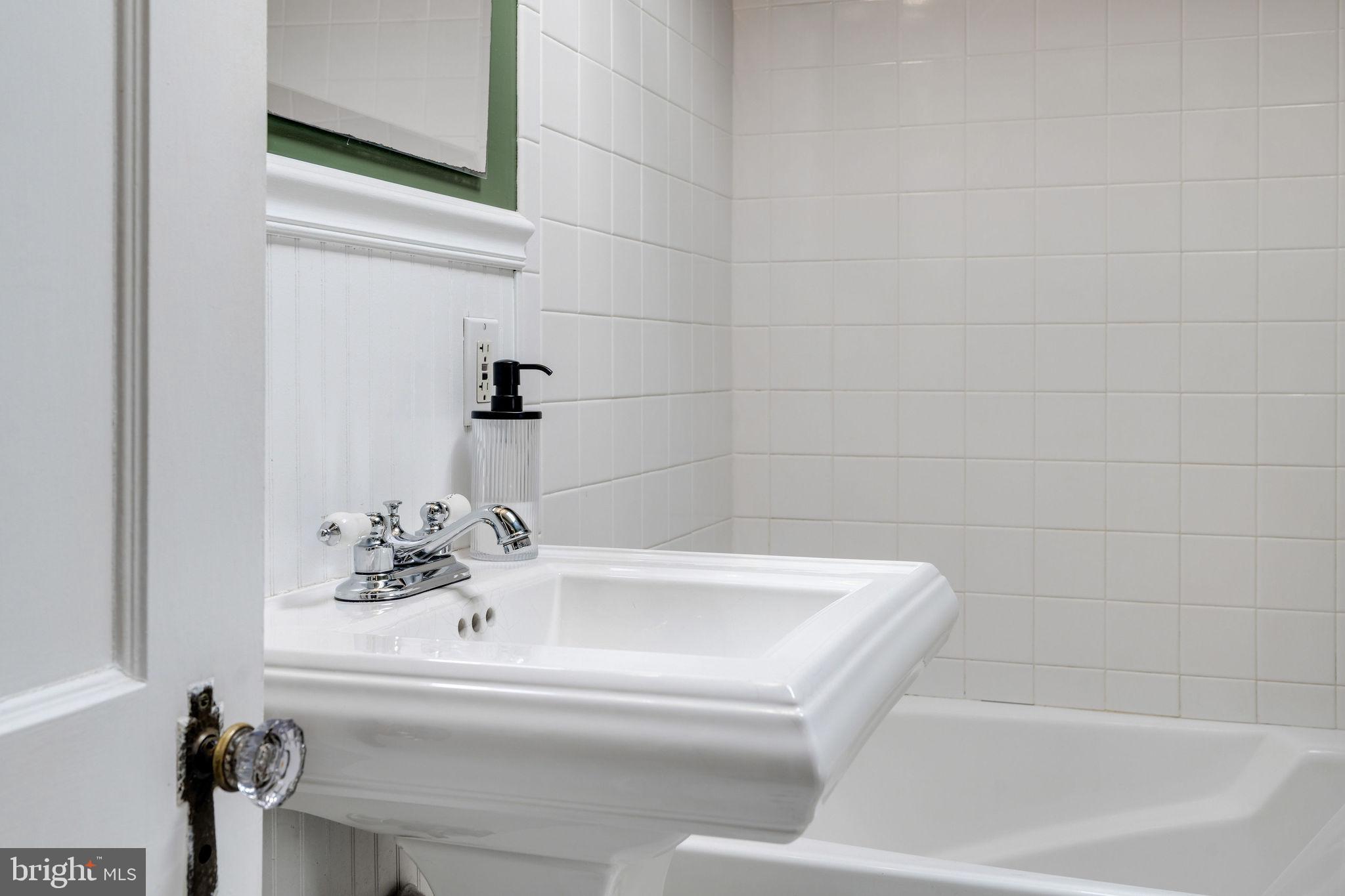 CEDARCROFT HISTORIC DISTRICT - Residential