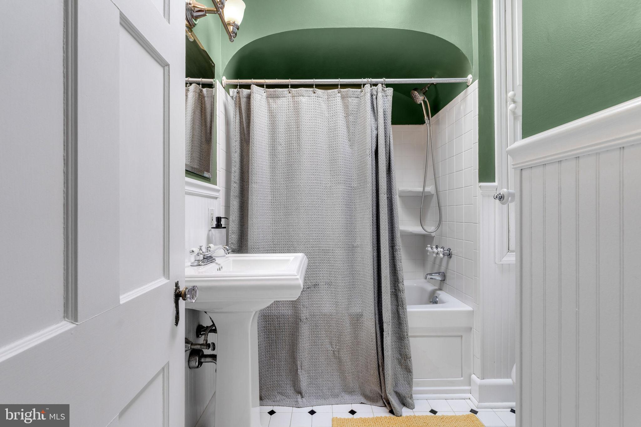 CEDARCROFT HISTORIC DISTRICT - Residential