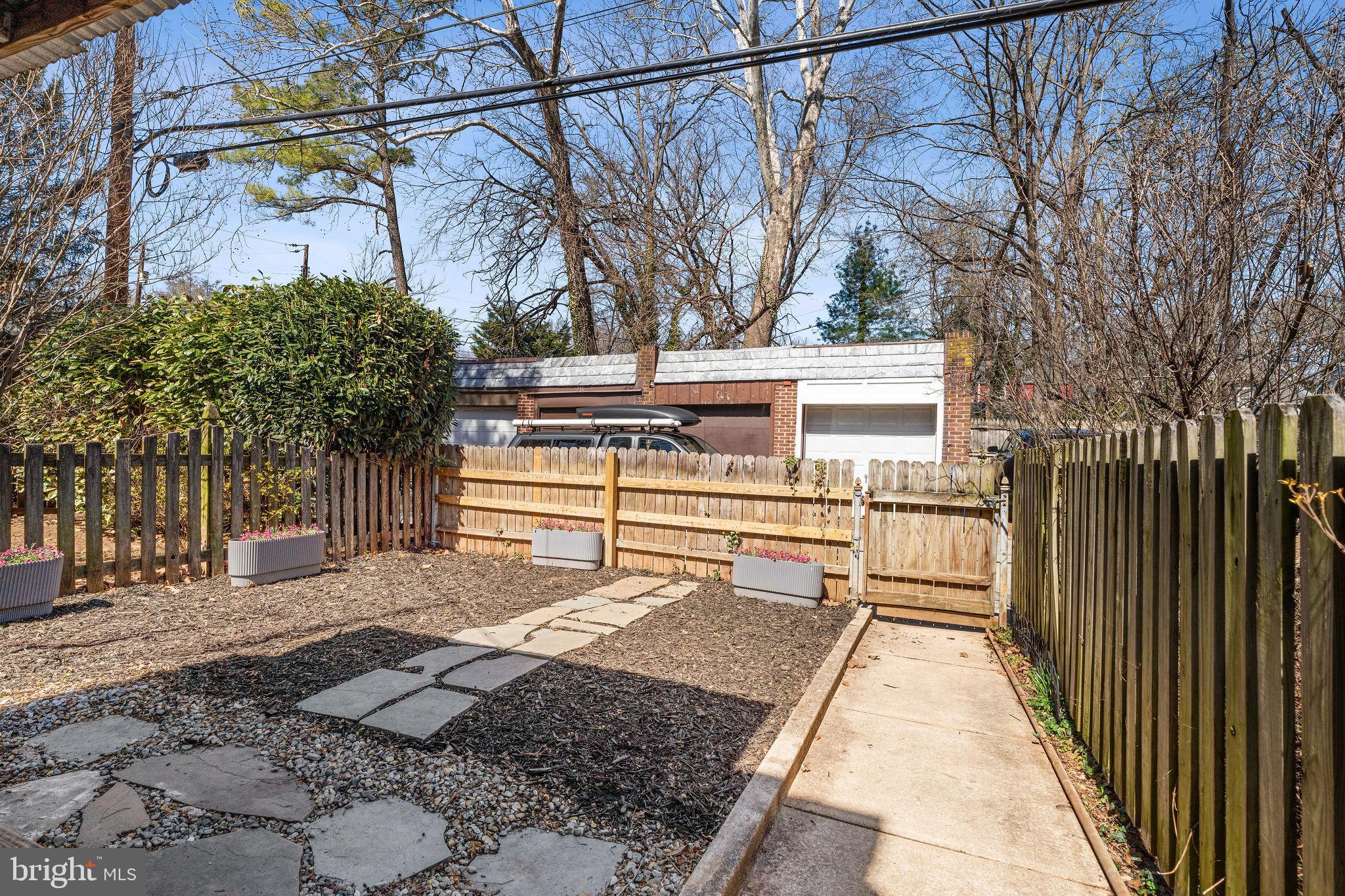 CEDARCROFT HISTORIC DISTRICT - Residential