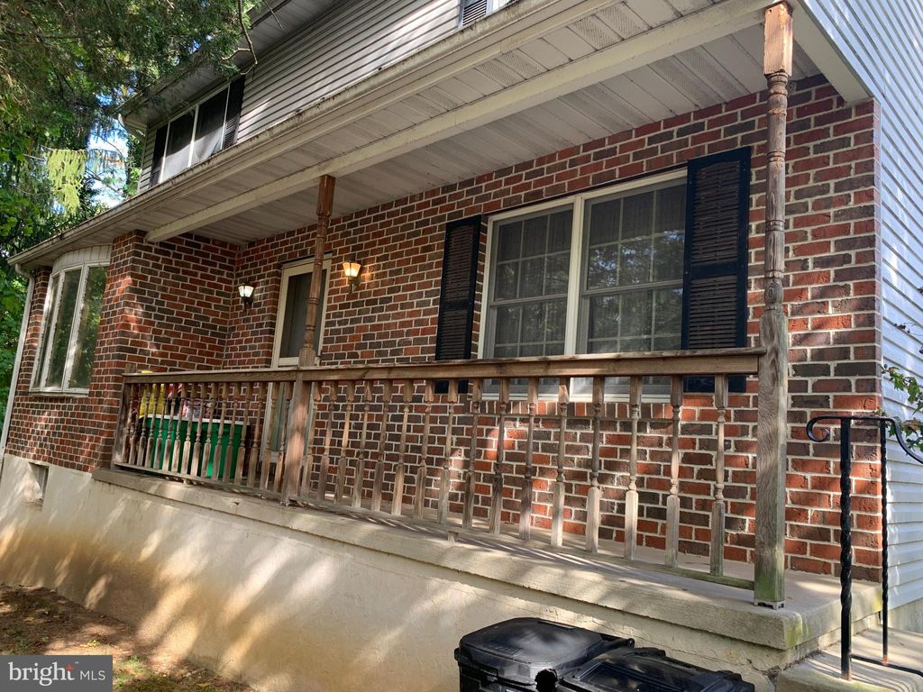 Photo of 1844 Shallcross Avenue, FOLCROFT, PA 19032 (MLS # PADE2102460)
