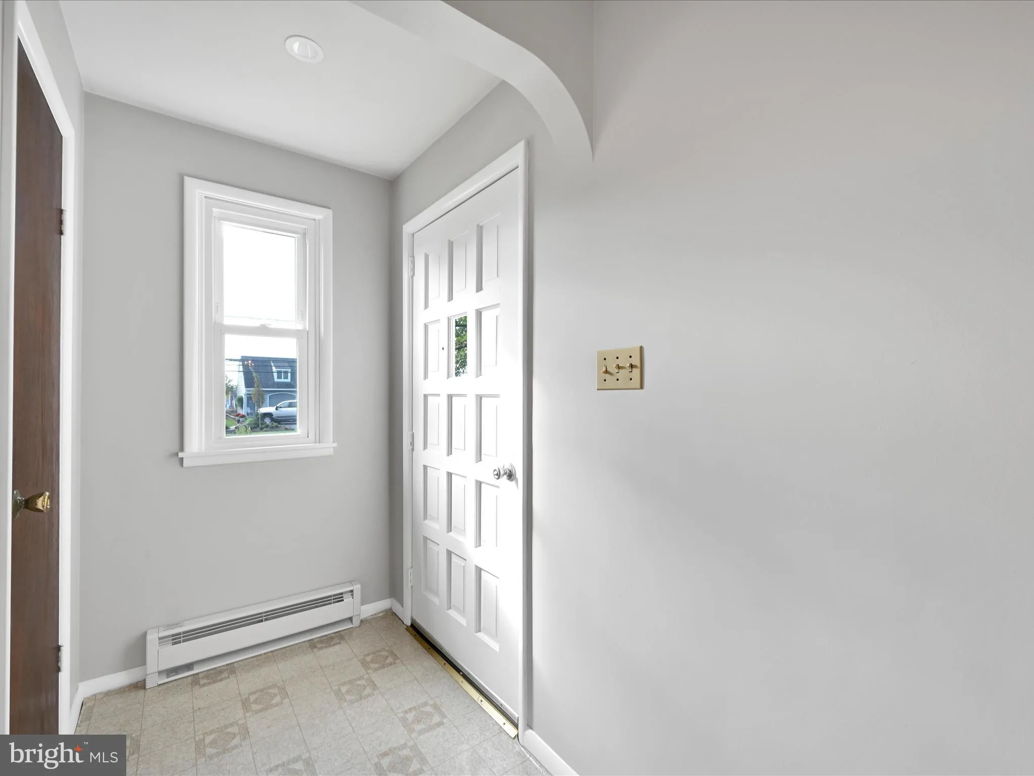 Lancaster, Pennsylvania 17602, United States, 3 Bedrooms Bedrooms, ,1 BathroomBathrooms,Residential,Coming Soon,231182