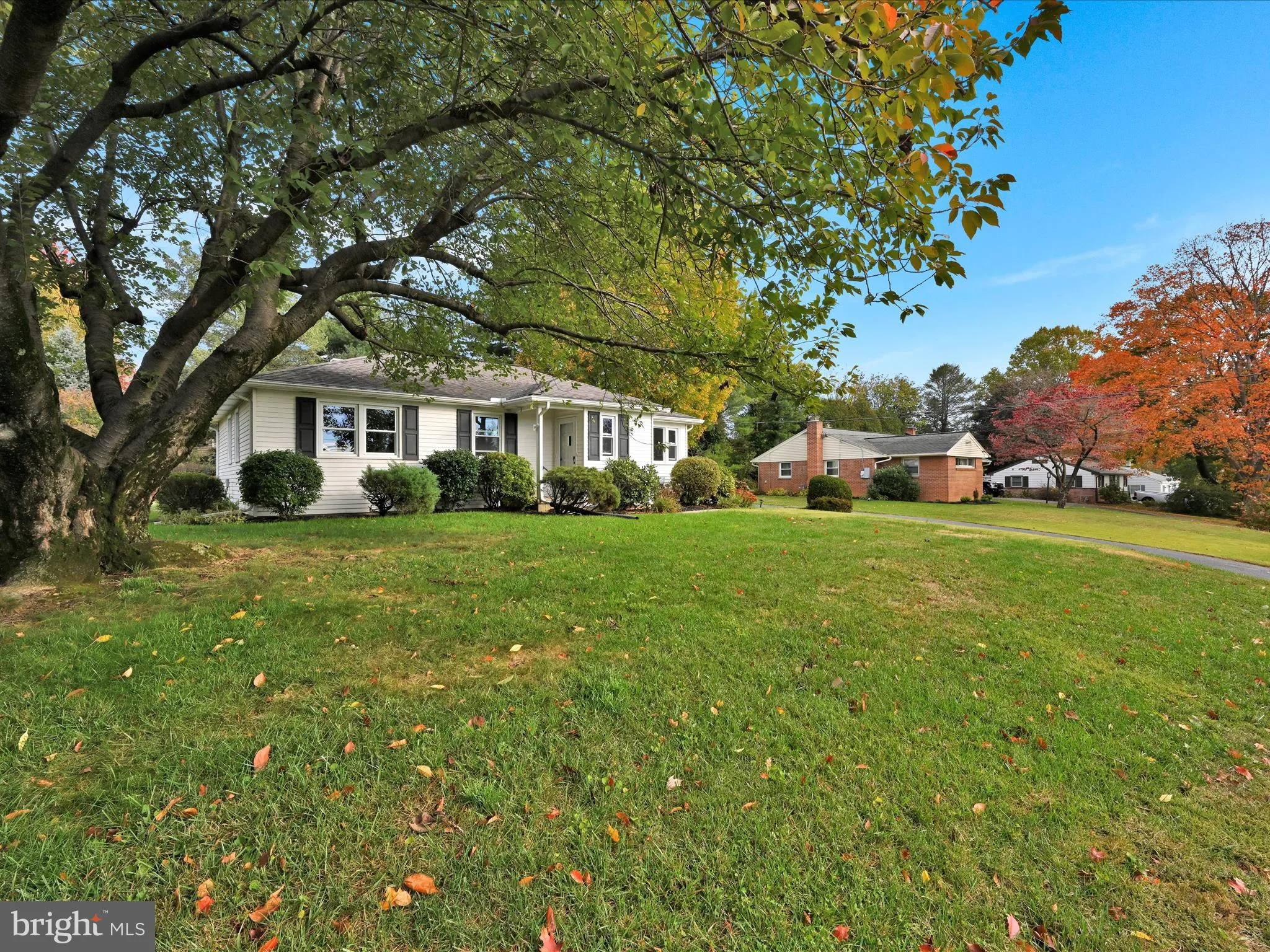 Lancaster, Pennsylvania 17602, United States, 3 Bedrooms Bedrooms, ,1 BathroomBathrooms,Residential,Coming Soon,231182