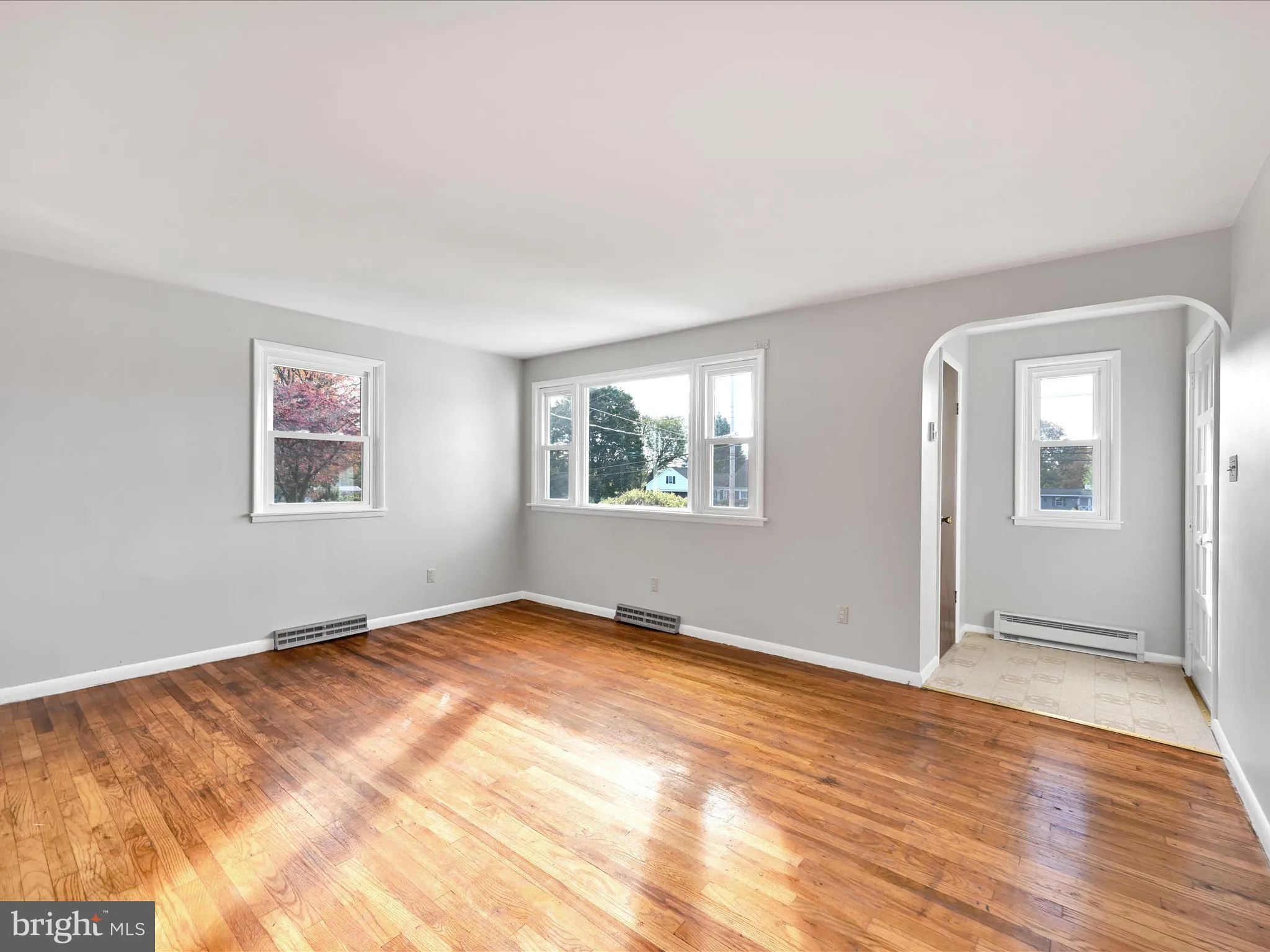 Lancaster, Pennsylvania 17602, United States, 3 Bedrooms Bedrooms, ,1 BathroomBathrooms,Residential,Coming Soon,231182