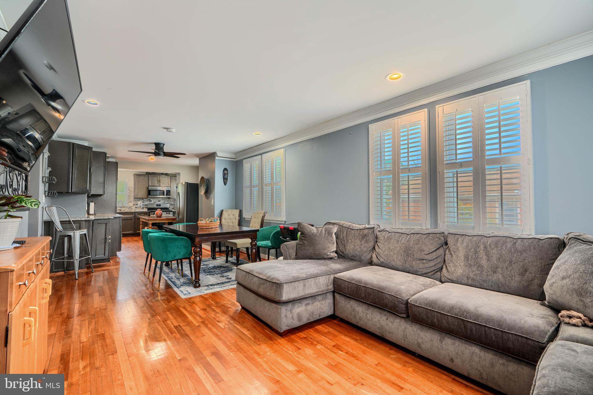 CROSIER GARDENS - Residential