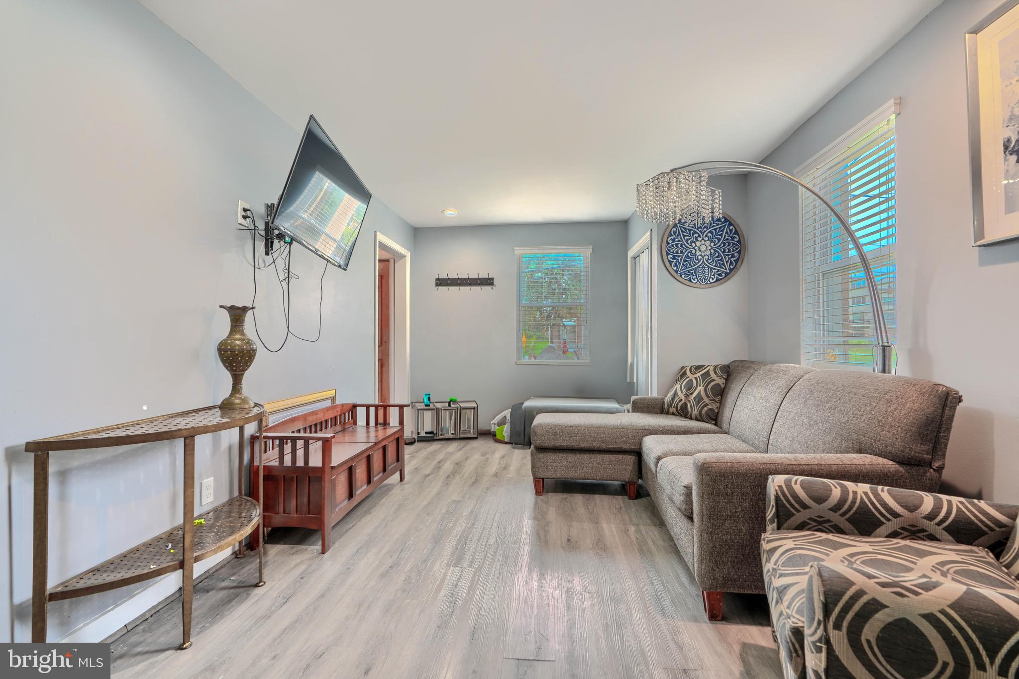 CROSIER GARDENS - Residential