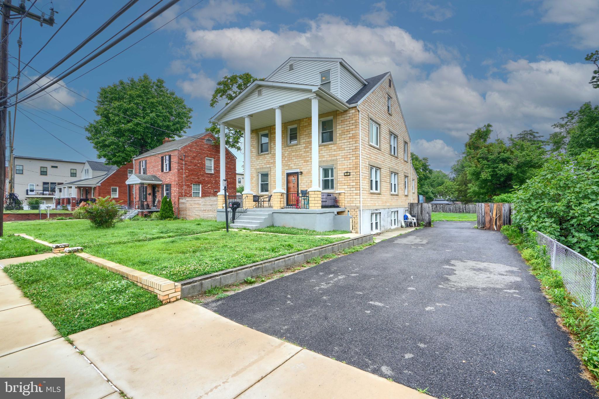 CROSIER GARDENS - Residential