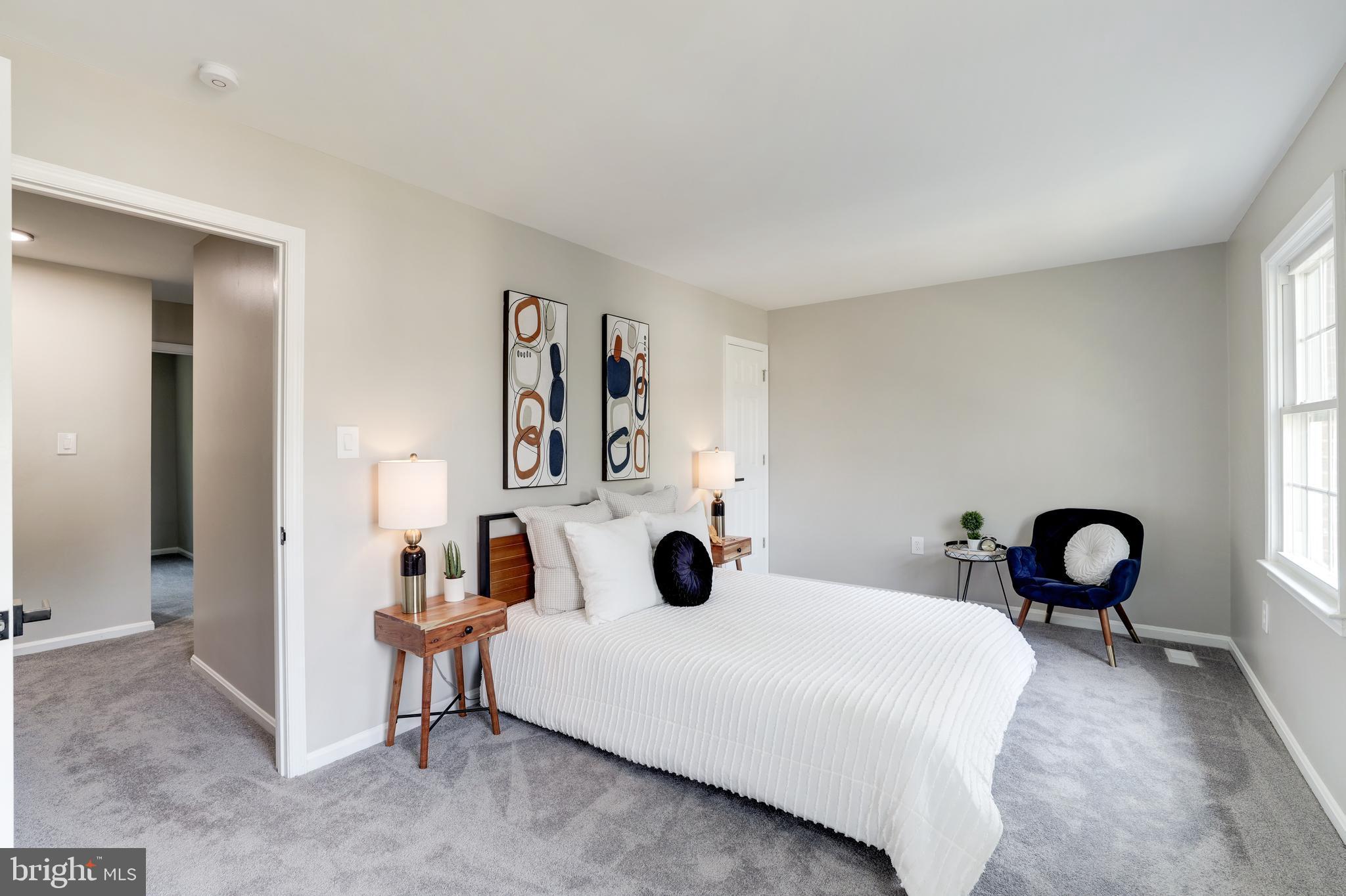 THOUSAND OAKS - Residential