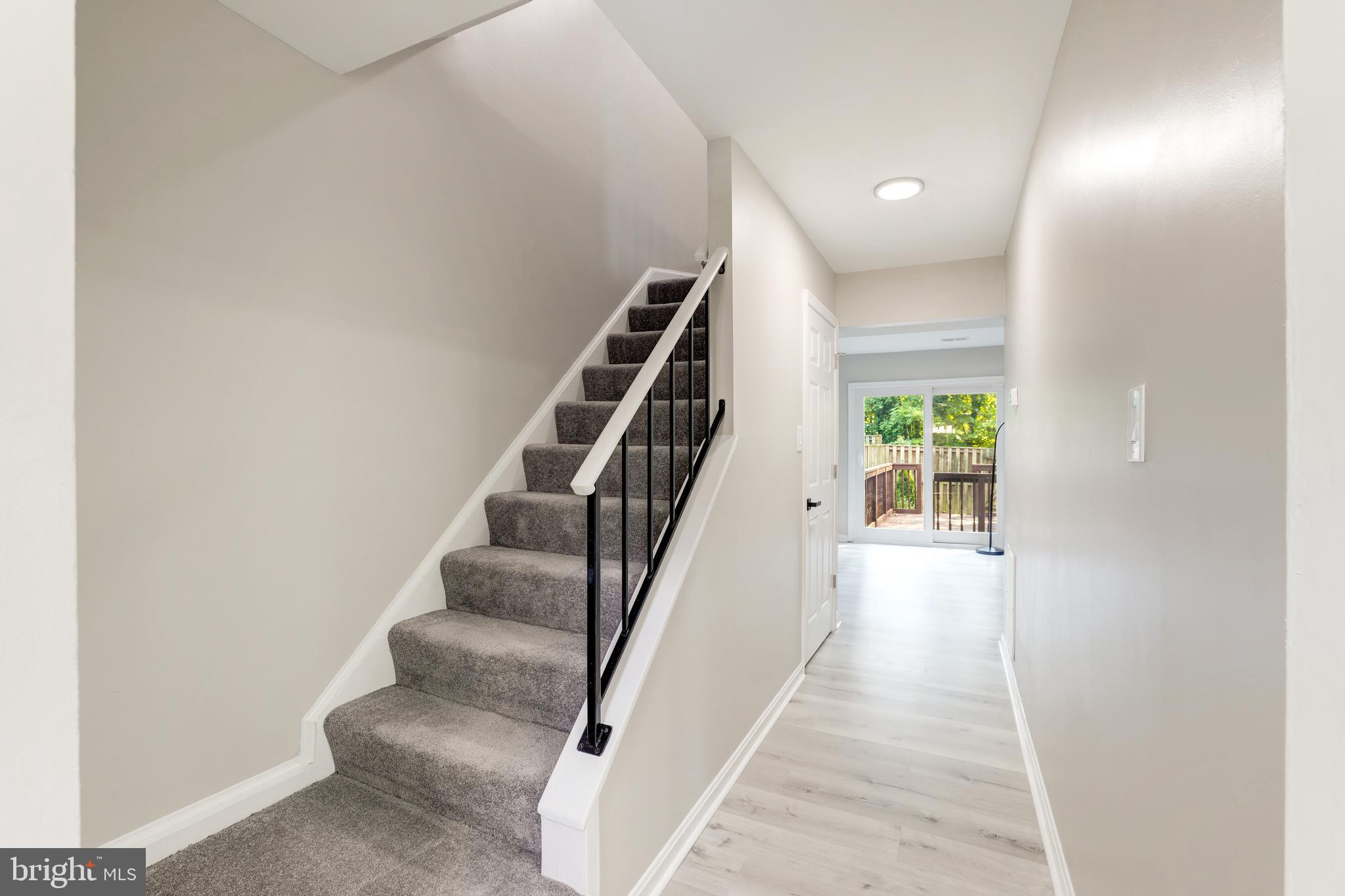 THOUSAND OAKS - Residential