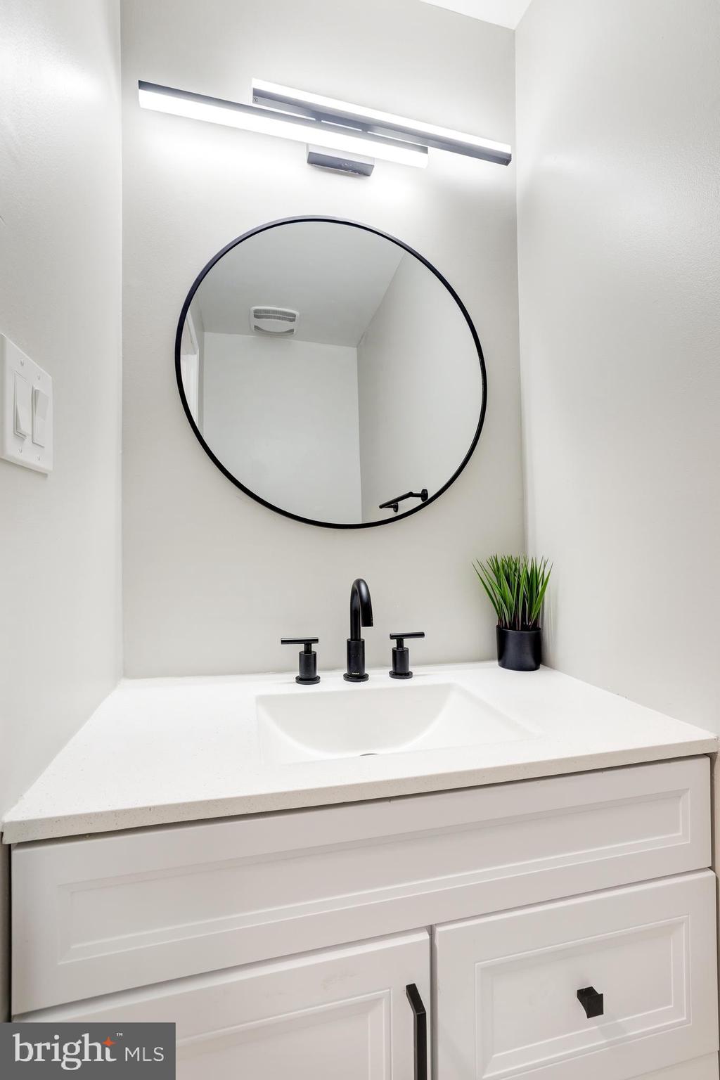 THOUSAND OAKS - Residential