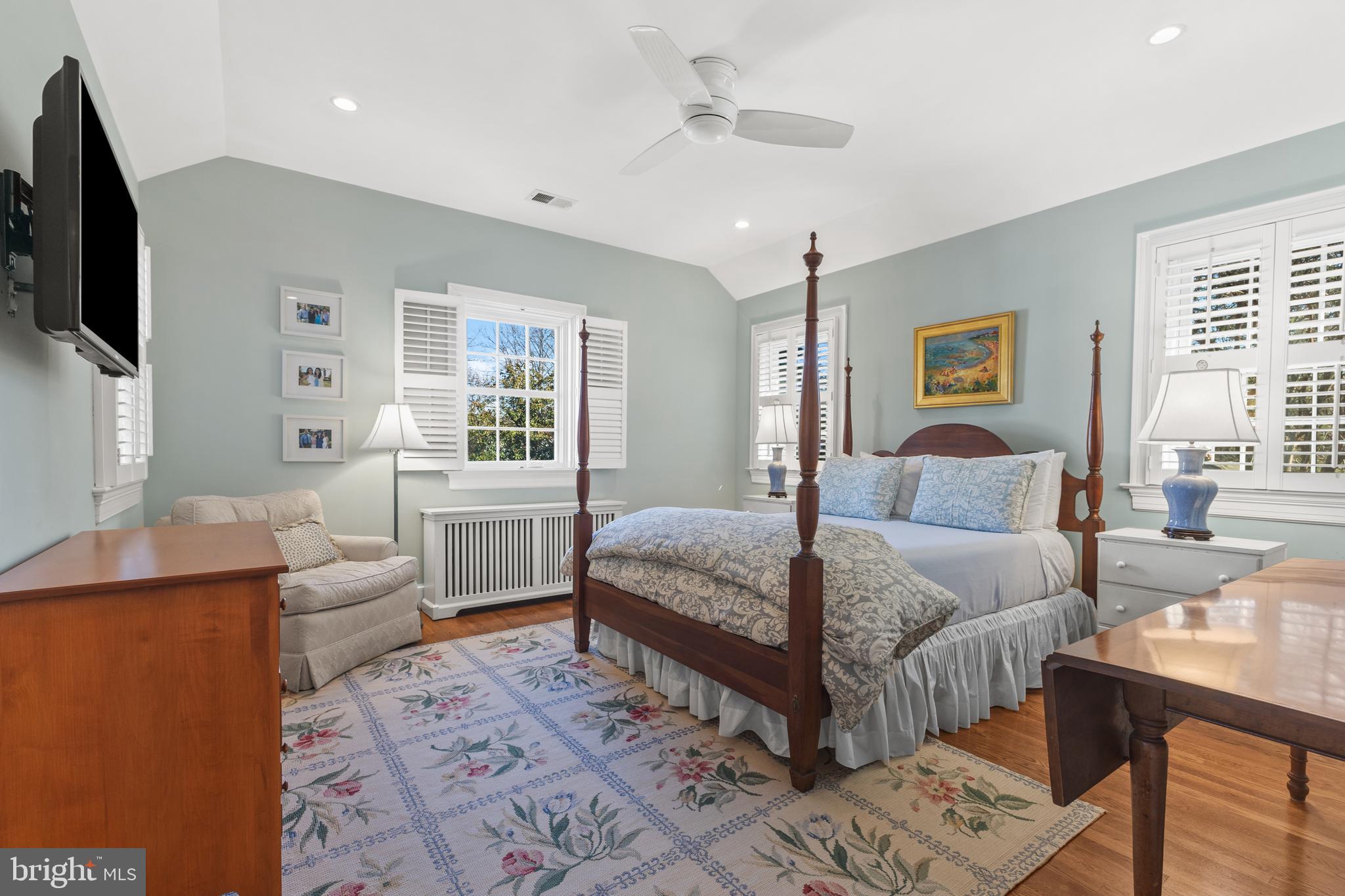 JEFFERSON PARK - Residential