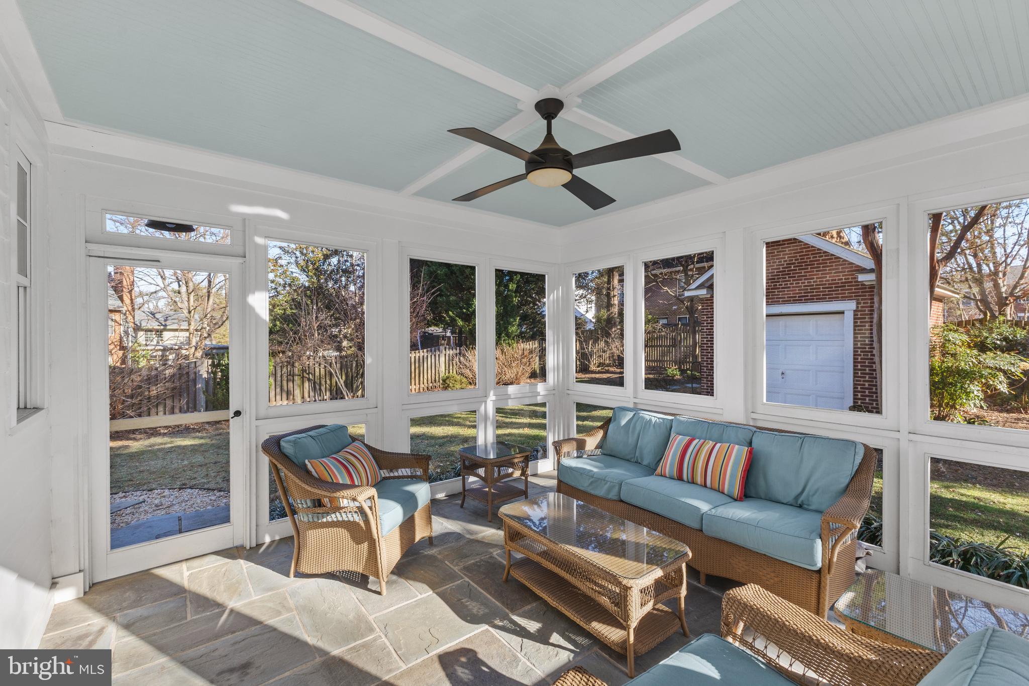 JEFFERSON PARK - Residential