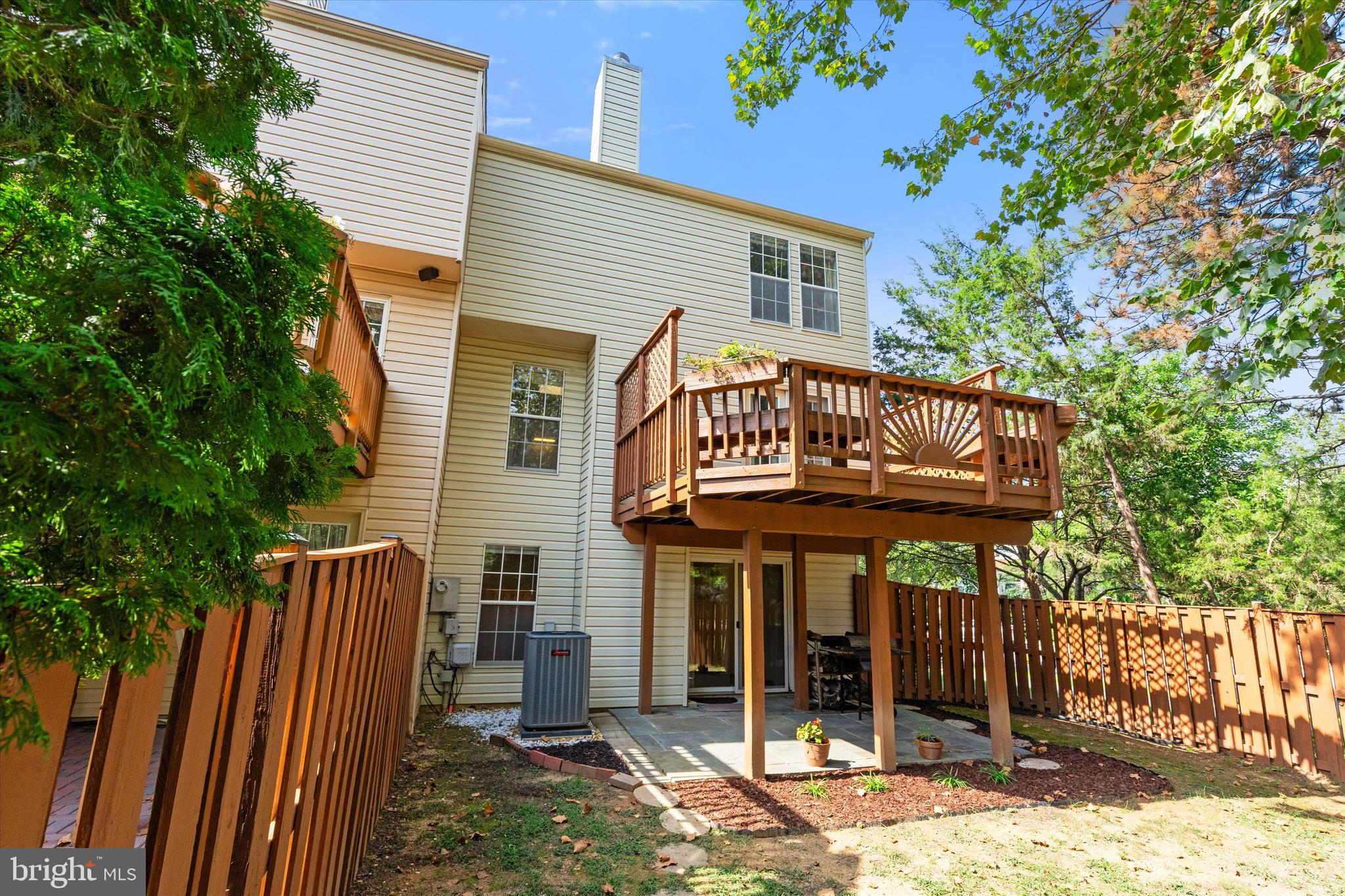 KINGSTOWNE - Residential