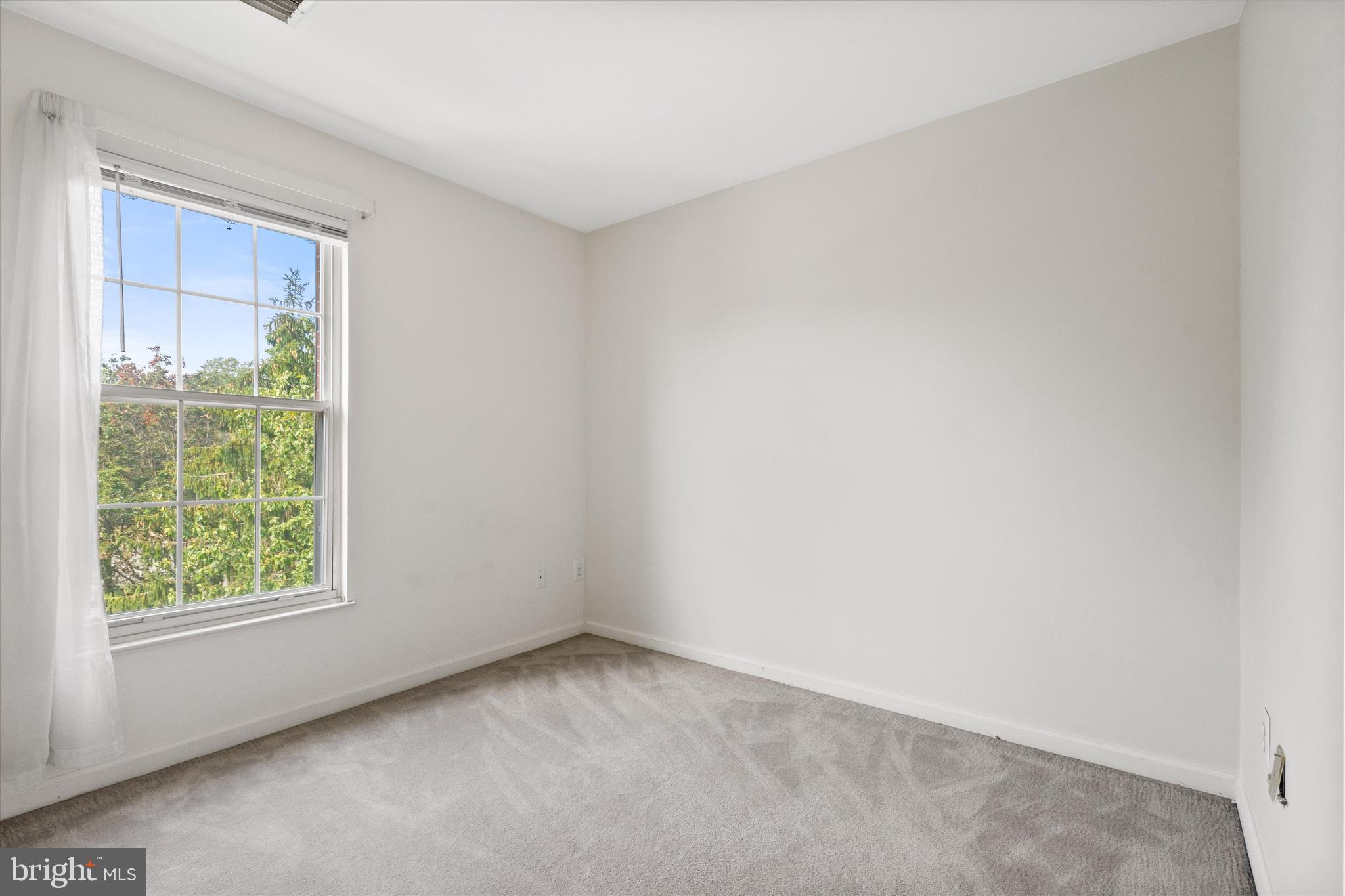 KINGSTOWNE - Residential