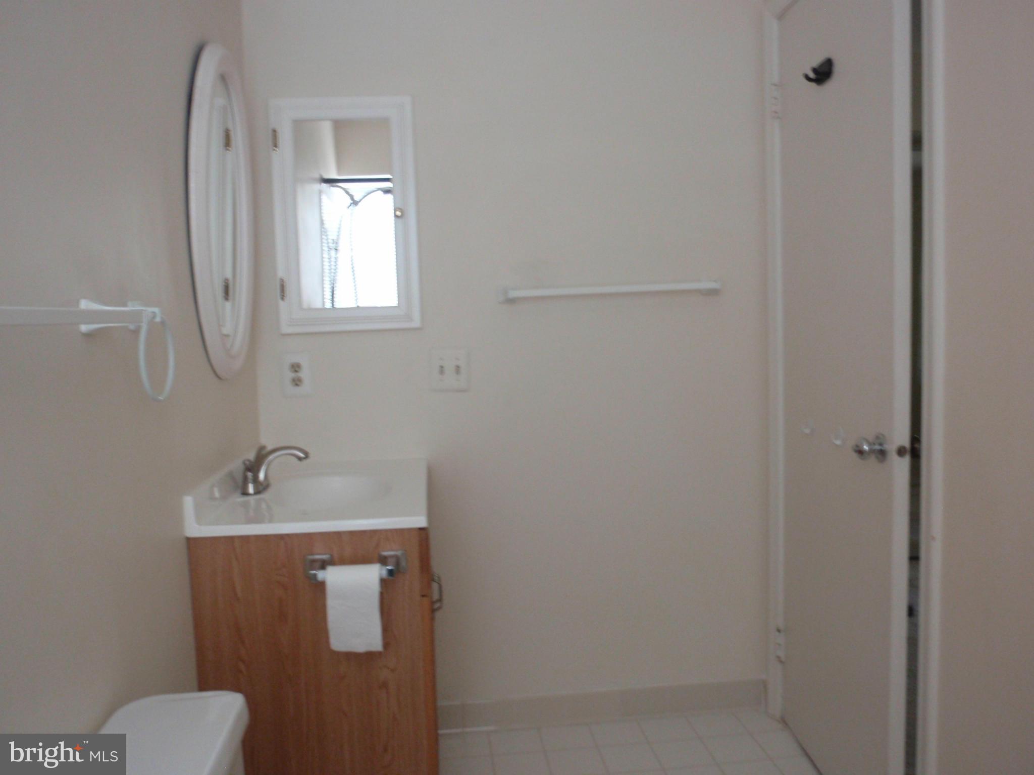 WATERS EDGE - Residential Lease