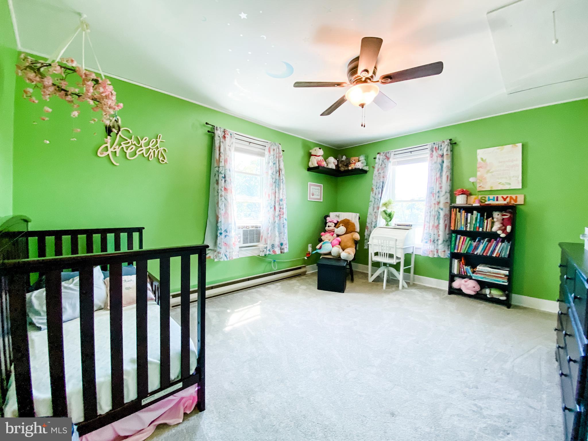 CRESAPTOWN - Residential