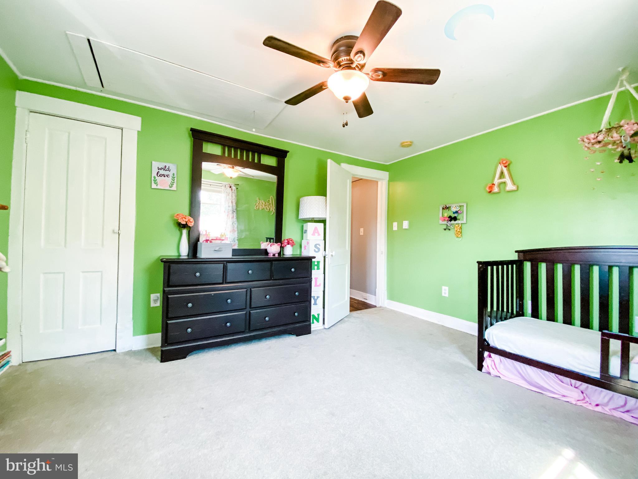 CRESAPTOWN - Residential