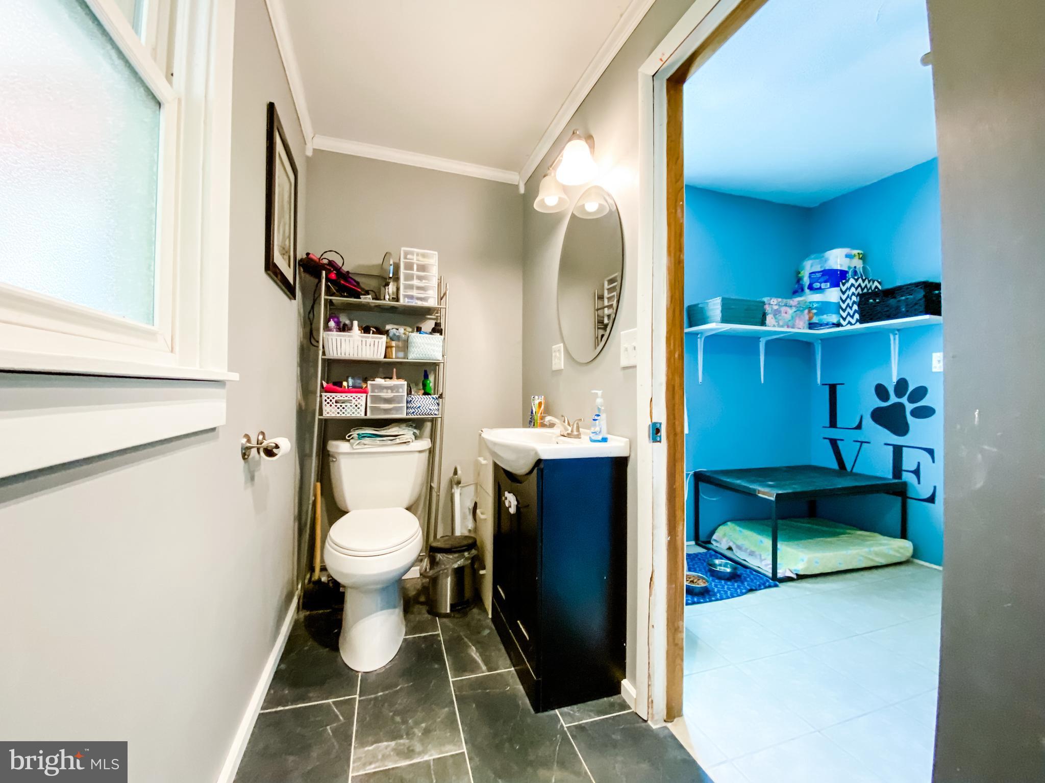 CRESAPTOWN - Residential