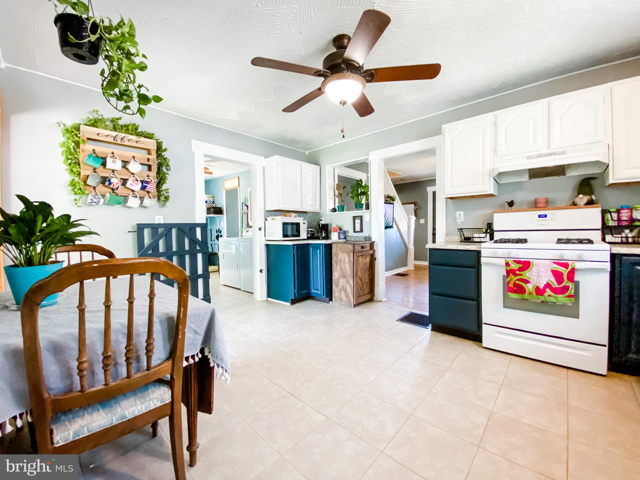 CRESAPTOWN - Residential